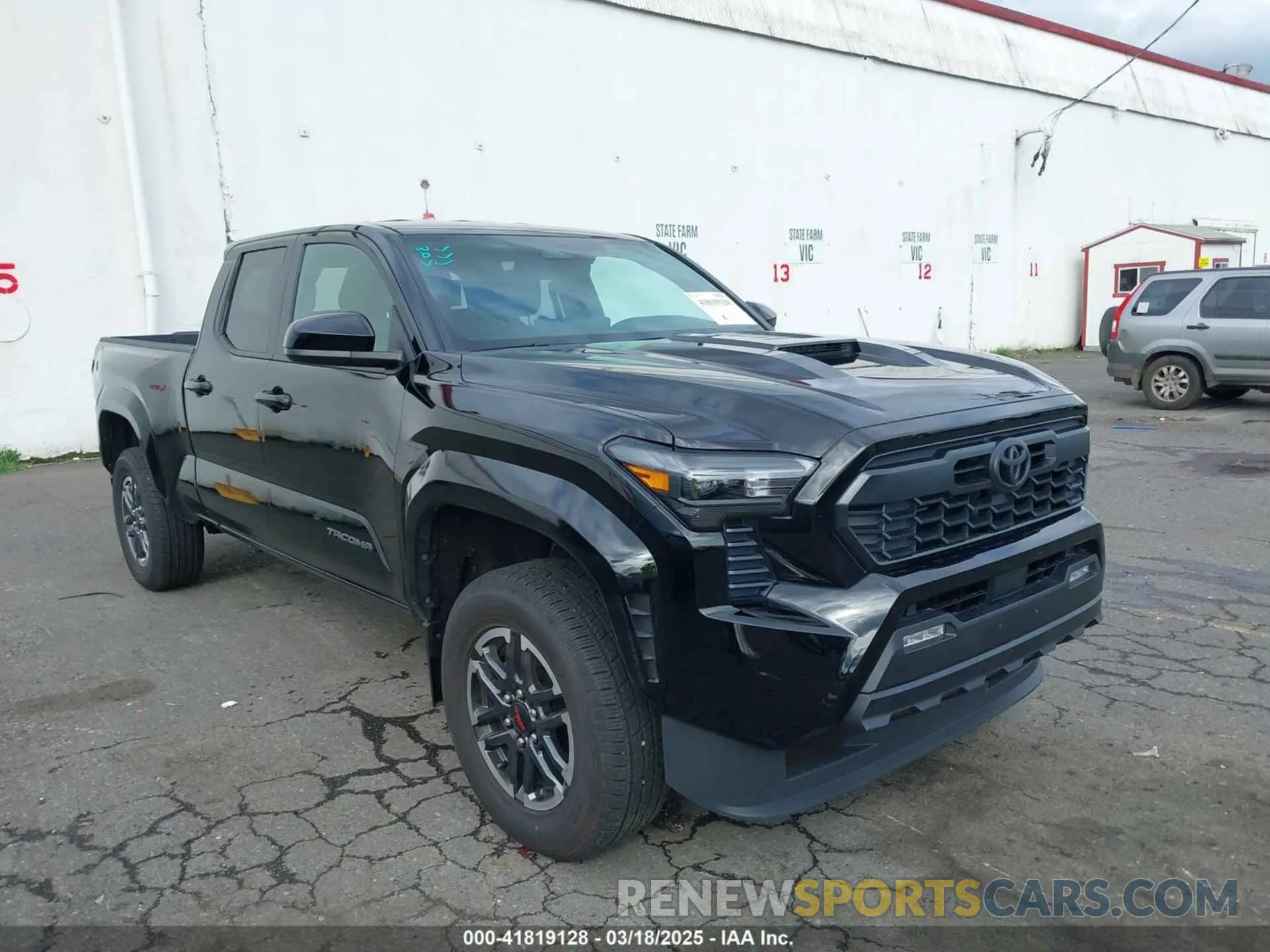 1 Photograph of a damaged car 3TYLB5JNXRT055214 TOYOTA TACOMA 2024
