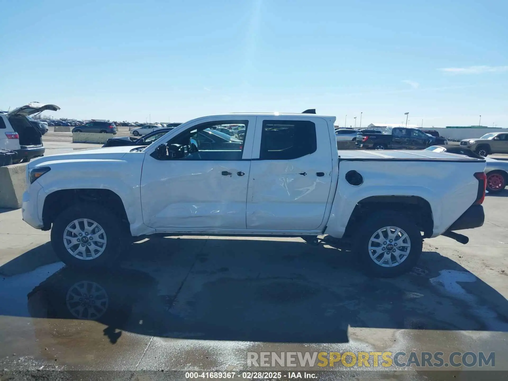 14 Фотография поврежденного автомобиля 3TYLD5KN7RT008327 TOYOTA TACOMA 2024