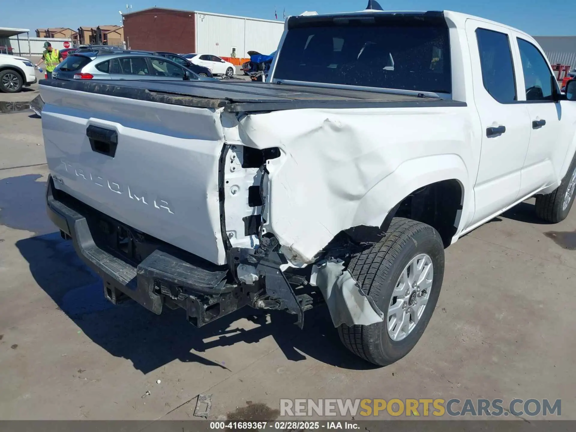 18 Фотография поврежденного автомобиля 3TYLD5KN7RT008327 TOYOTA TACOMA 2024