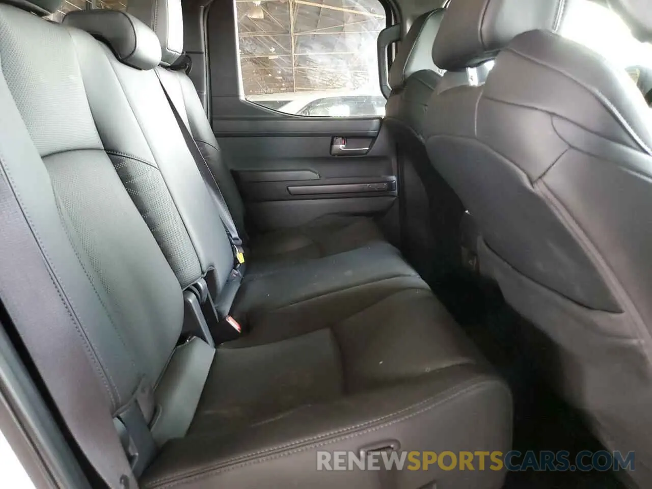 10 Фотография поврежденного автомобиля 3TMLB5JN0SM088997 TOYOTA TACOMA 2025