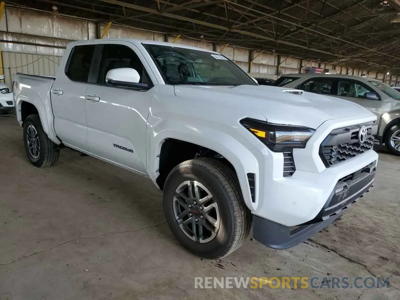 4 Фотография поврежденного автомобиля 3TMLB5JN0SM088997 TOYOTA TACOMA 2025