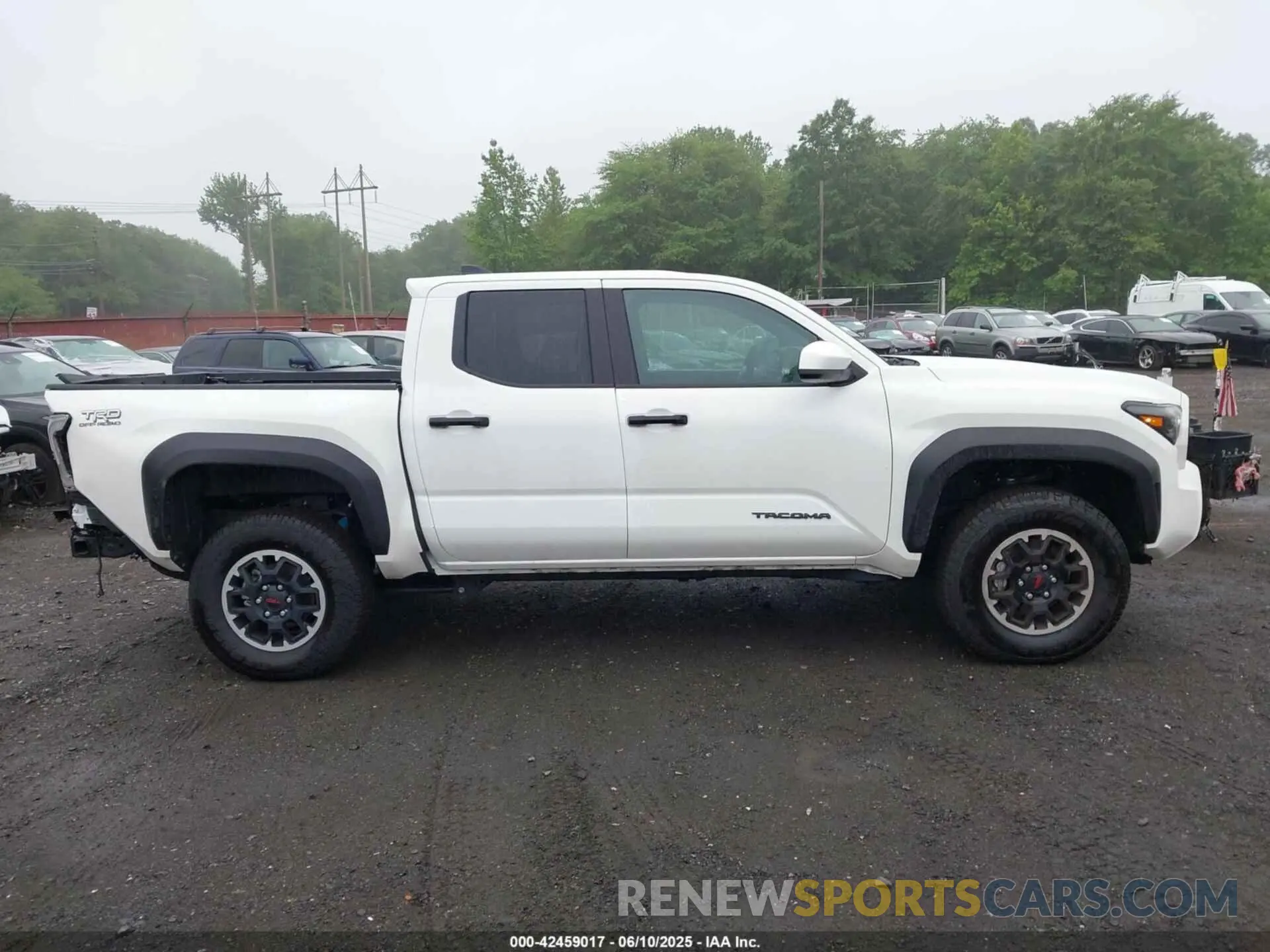 13 Photograph of a damaged car 3TMLB5JN2SM089326 TOYOTA TACOMA 2025