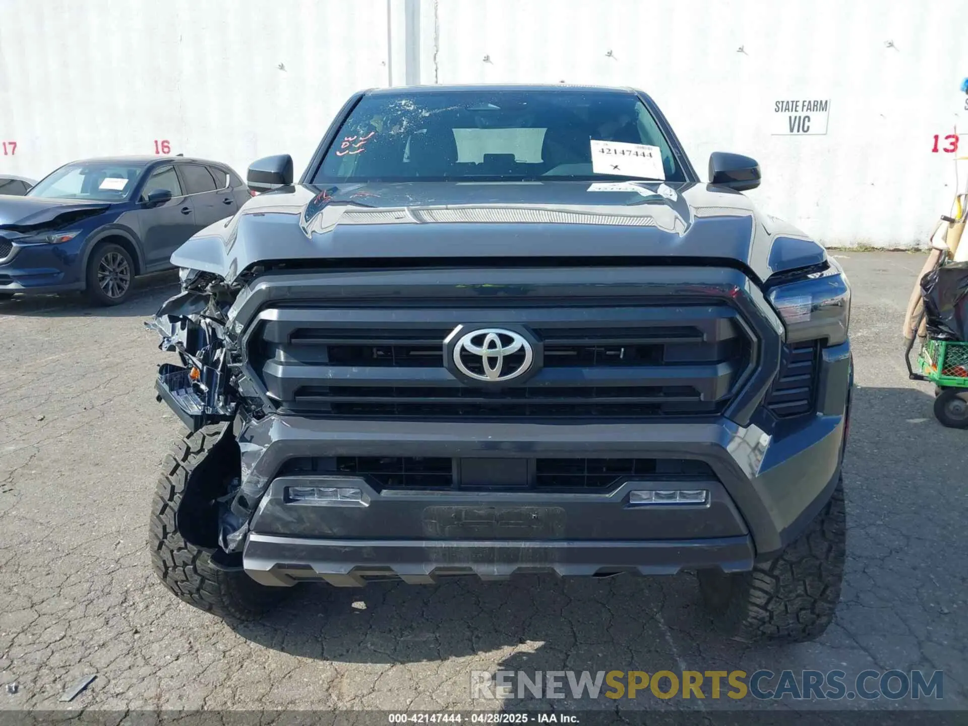 12 Фотография поврежденного автомобиля 3TMLB5JN4SM088761 TOYOTA TACOMA 2025
