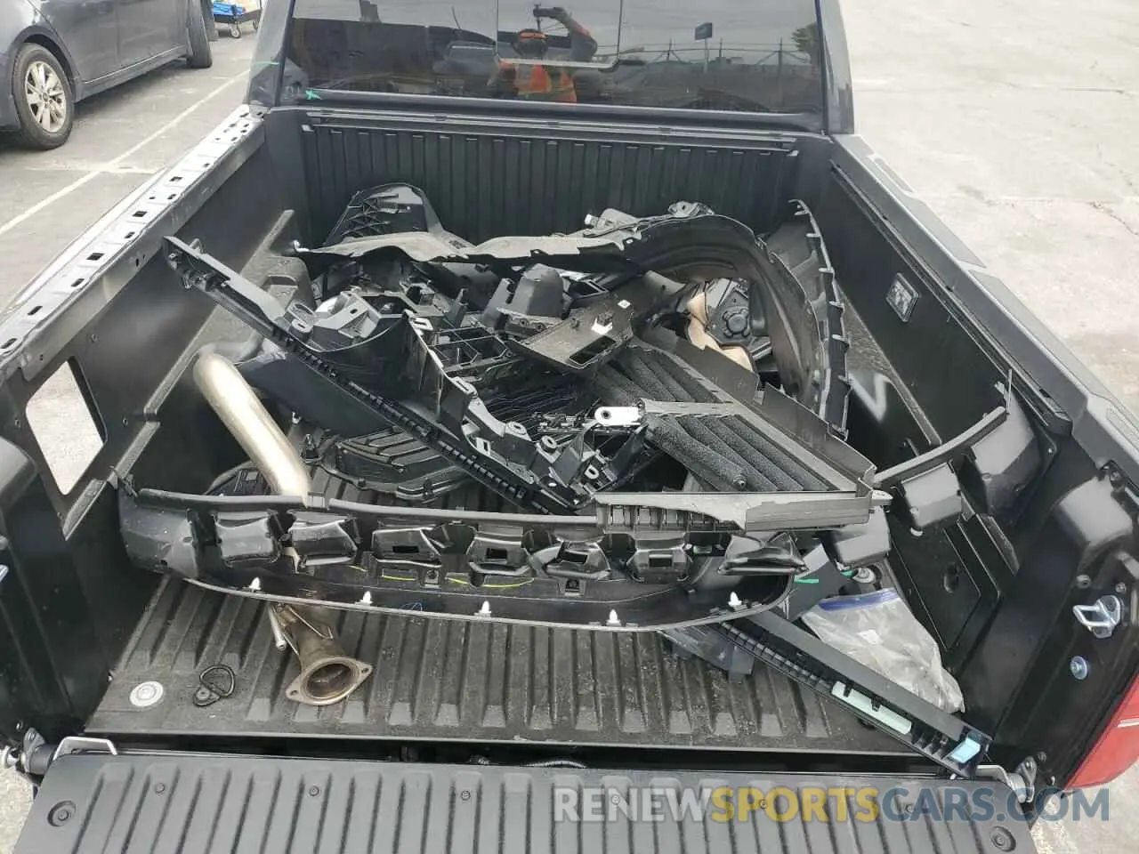 12 Фотография поврежденного автомобиля 3TMLB5JN4SM104263 TOYOTA TACOMA 2025