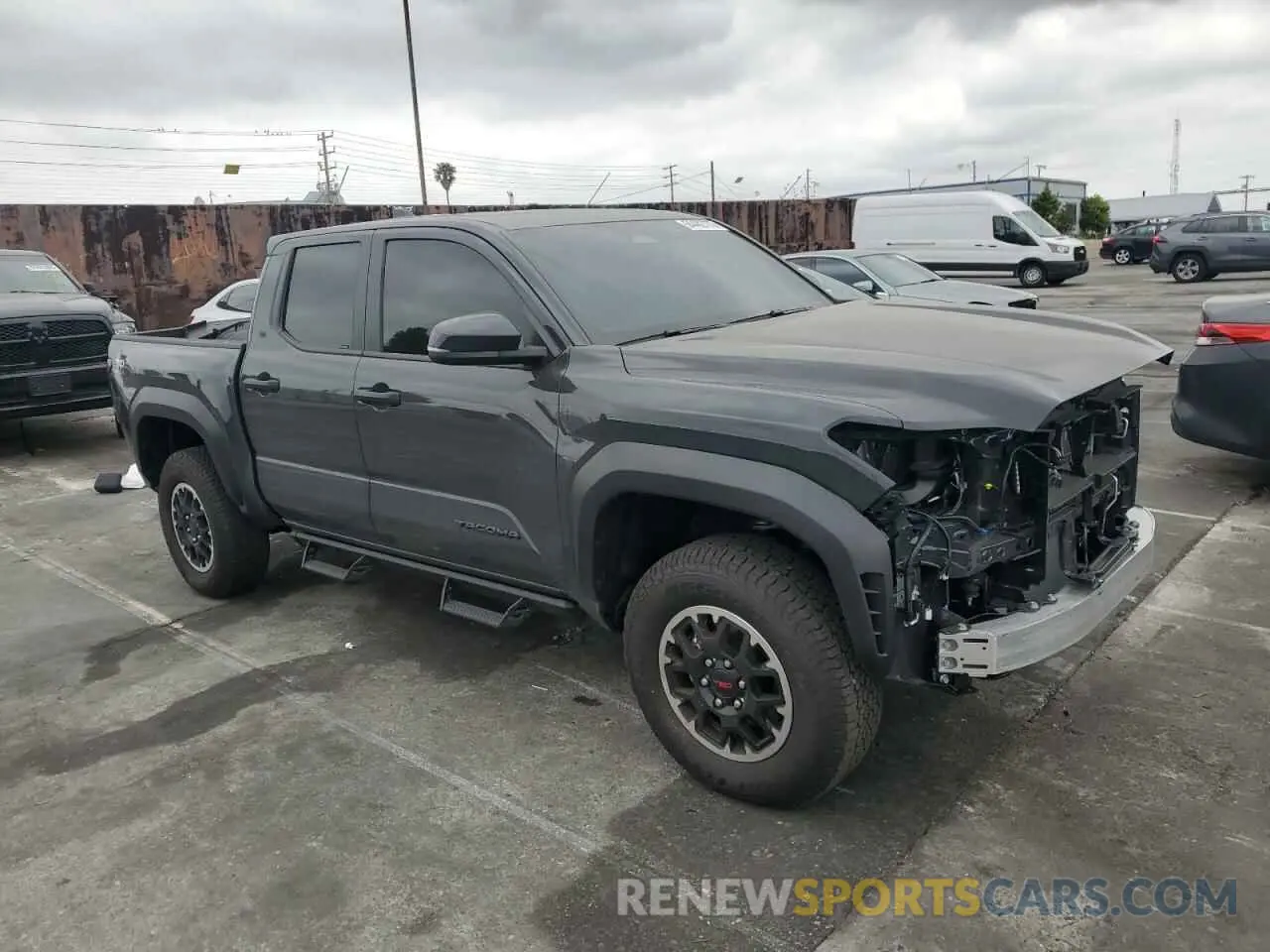 4 Фотография поврежденного автомобиля 3TMLB5JN4SM104263 TOYOTA TACOMA 2025