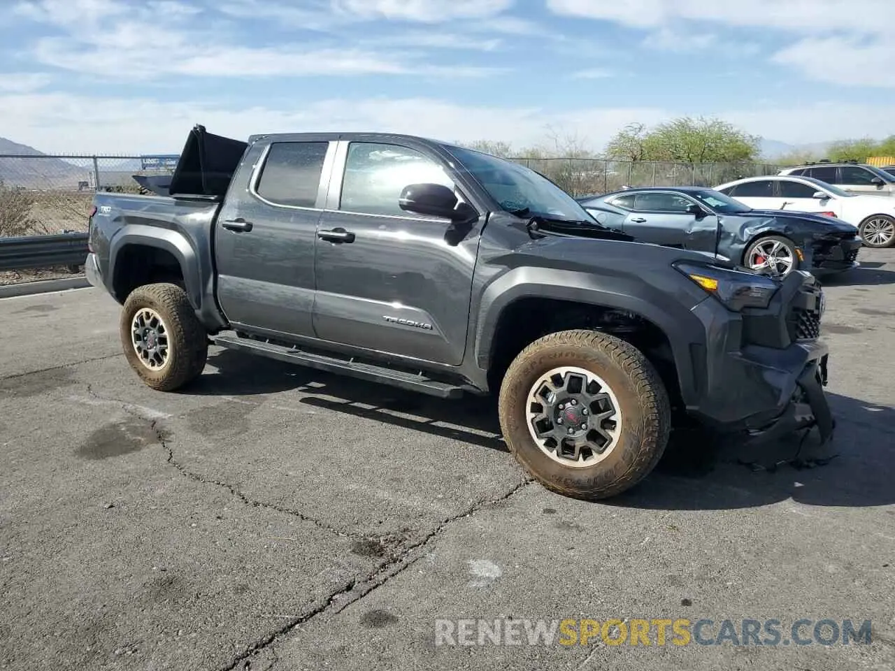 4 Фотография поврежденного автомобиля 3TMLB5JNXSM090000 TOYOTA TACOMA 2025
