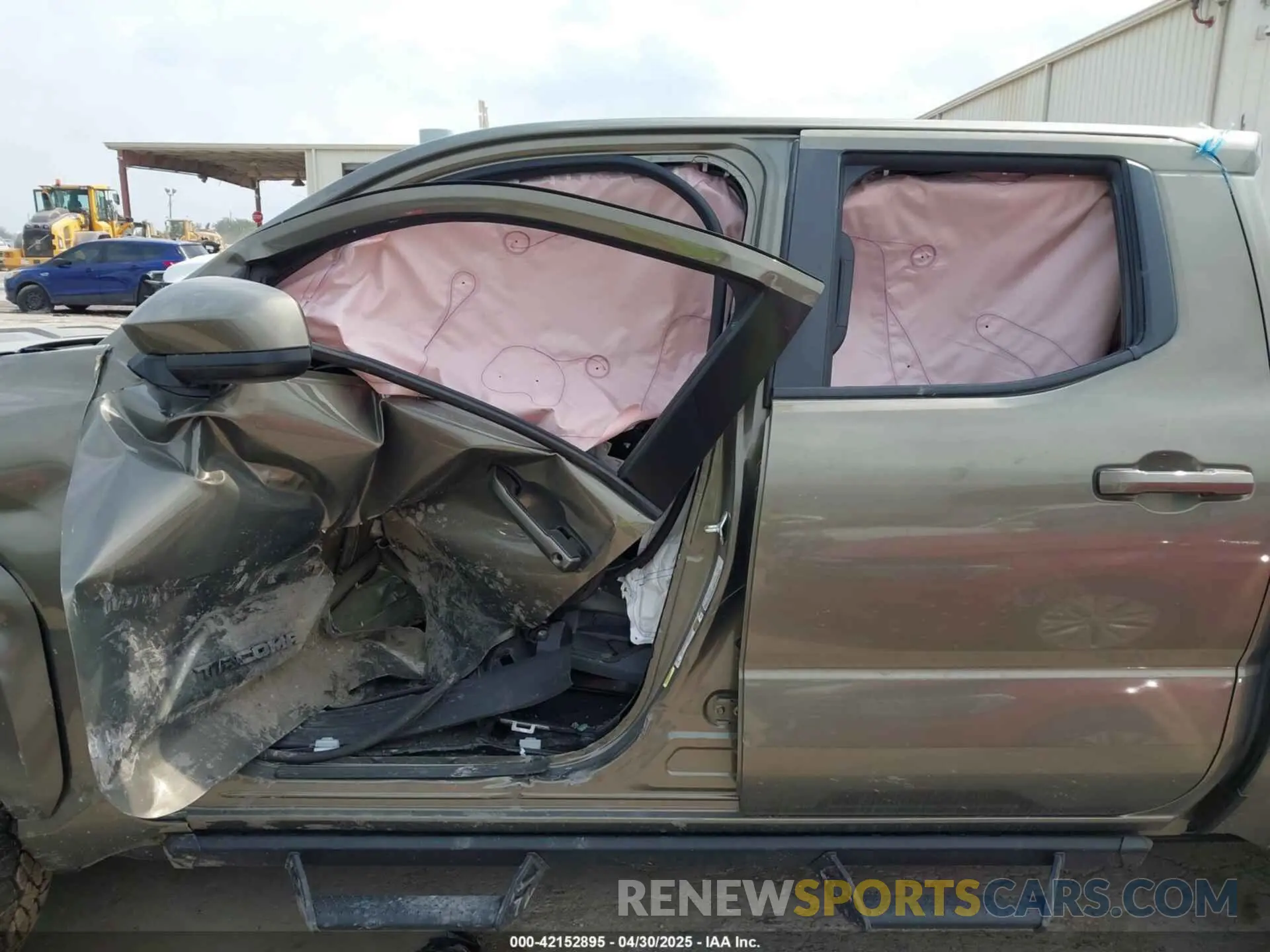 13 Photograph of a damaged car 3TMLB5JNXSM107636 TOYOTA TACOMA 2025