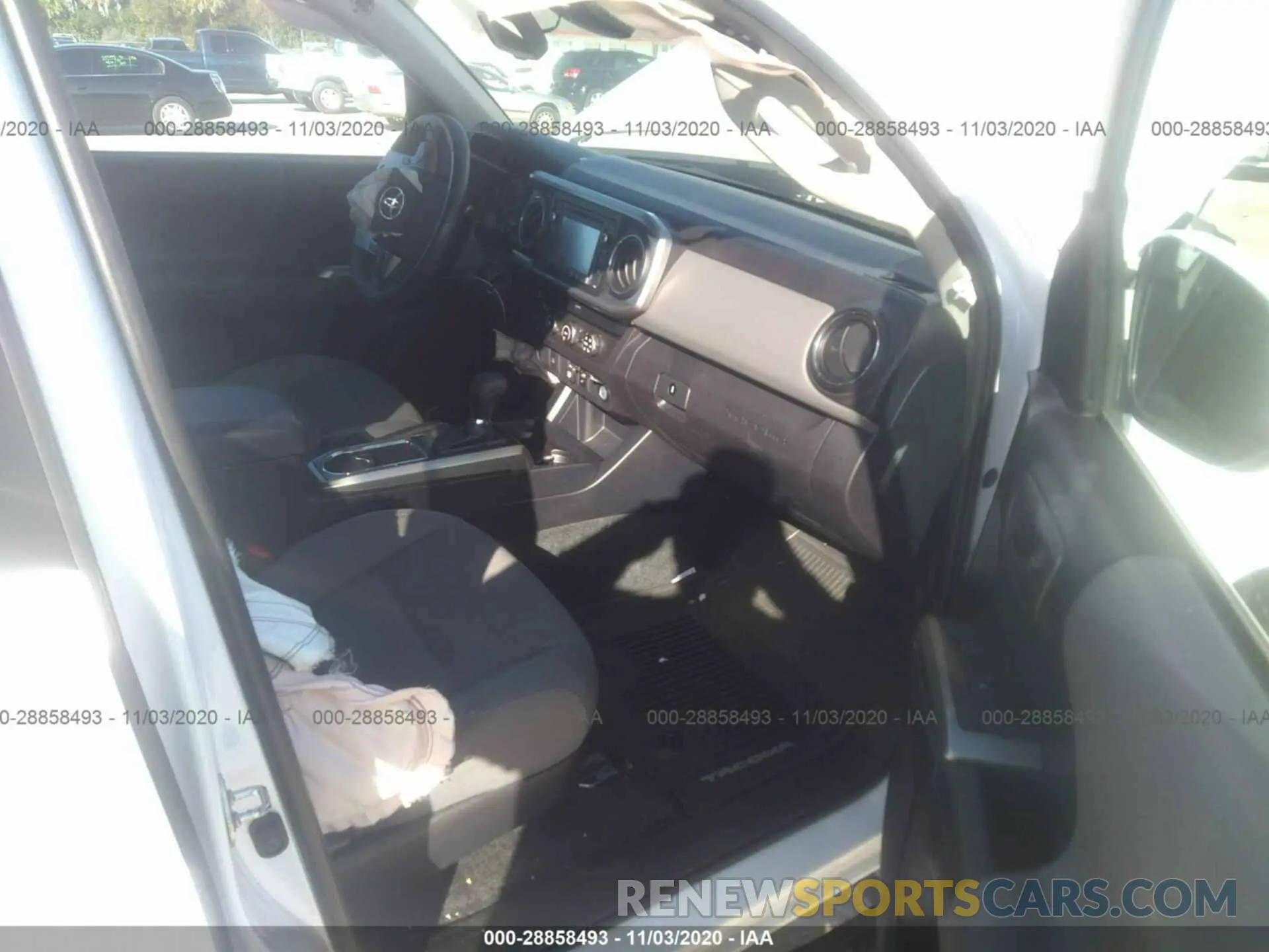 5 Photograph of a damaged car 3TMAZ5CN8KM088519 TOYOTA TACOMA 2WD 2019