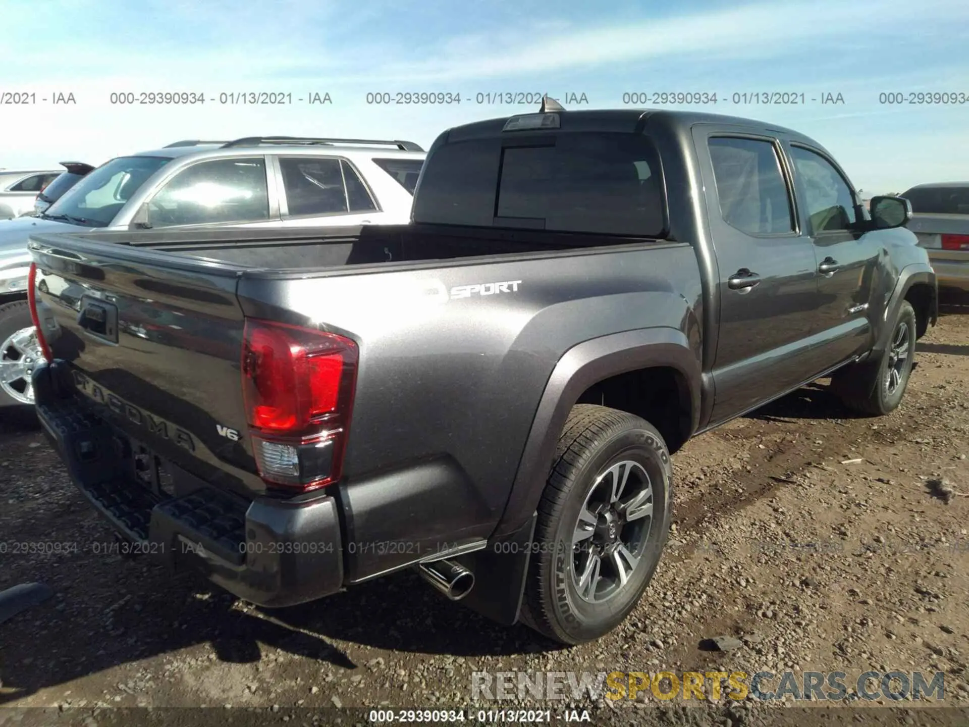 4 Photograph of a damaged car 3TMAZ5CNXKM089462 TOYOTA TACOMA 2WD 2019
