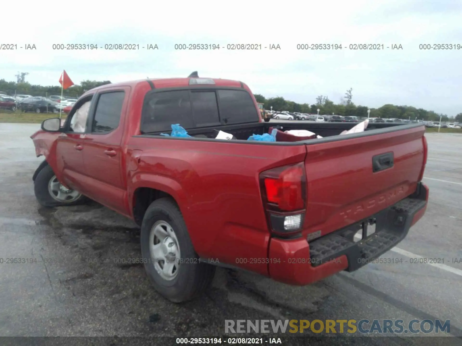 3 Фотография поврежденного автомобиля 5TFAX5GNXKX139836 TOYOTA TACOMA 2WD 2019