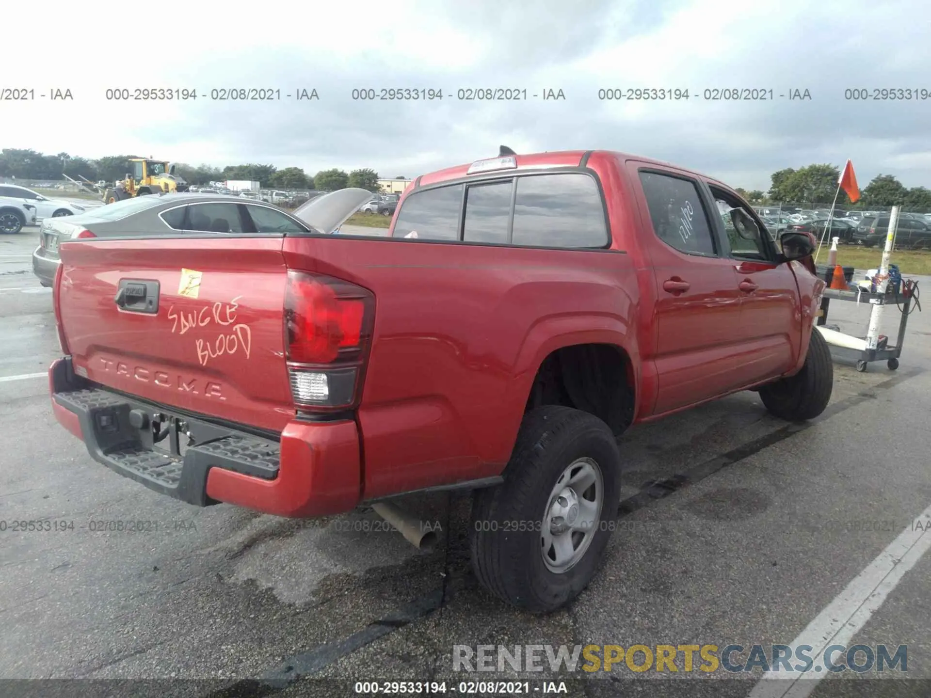 4 Фотография поврежденного автомобиля 5TFAX5GNXKX139836 TOYOTA TACOMA 2WD 2019