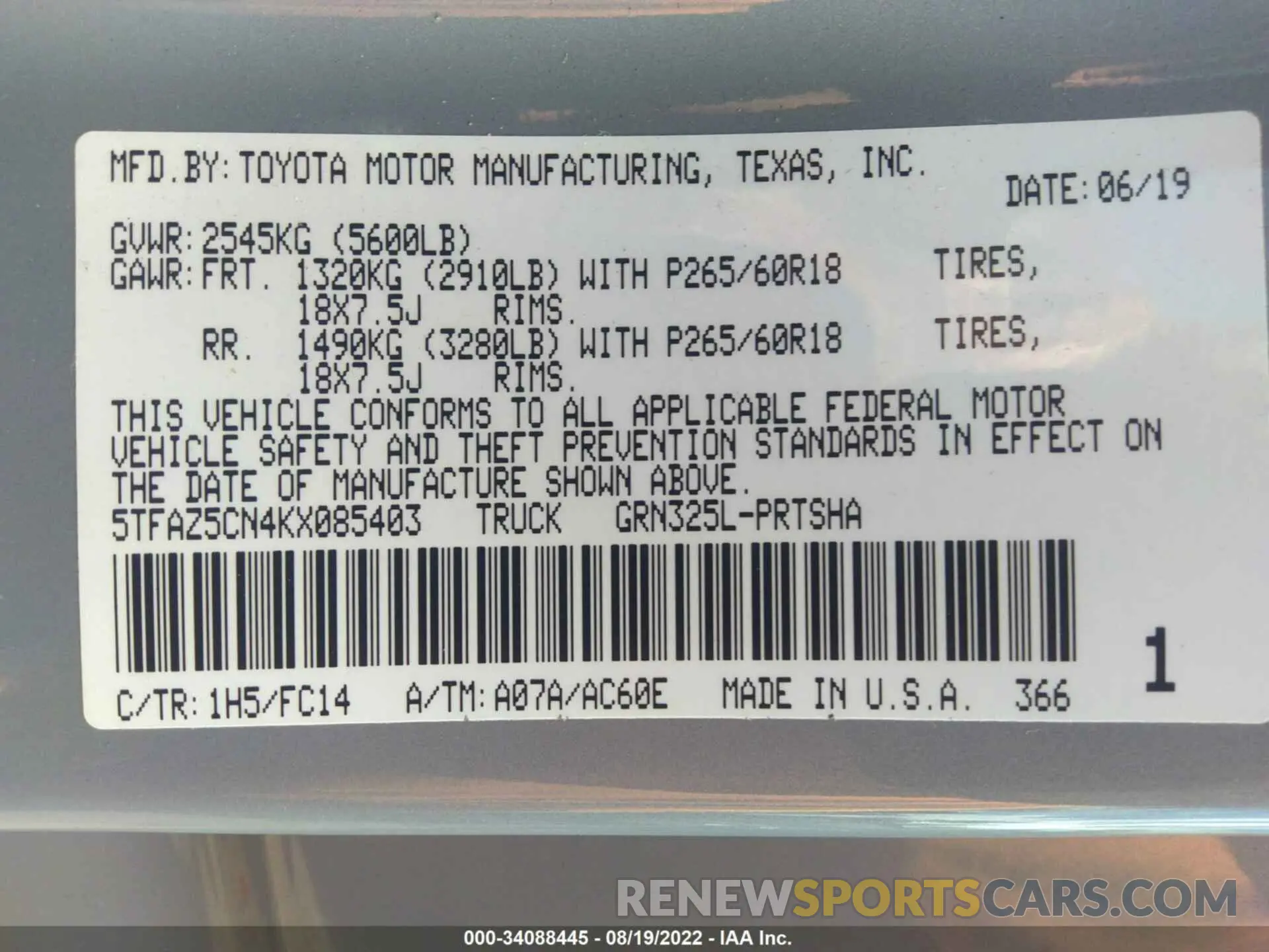 9 Photograph of a damaged car 5TFAZ5CN4KX085403 TOYOTA TACOMA 2WD 2019