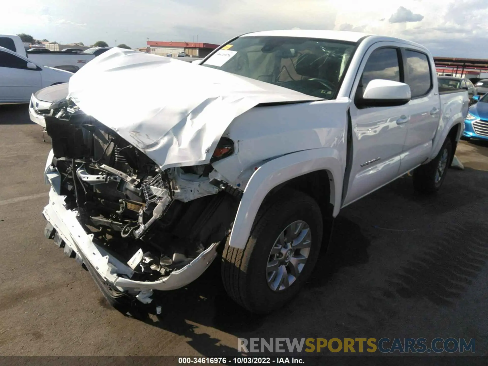 2 Photograph of a damaged car 5TFAZ5CN6KX077142 TOYOTA TACOMA 2WD 2019