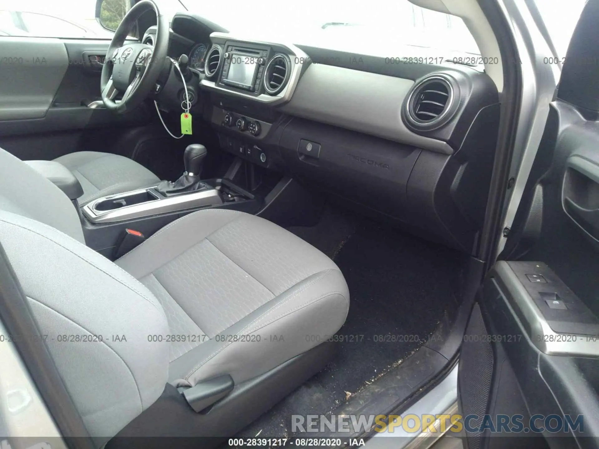 5 Photograph of a damaged car 5TFAZ5CN9KX078611 TOYOTA TACOMA 2WD 2019