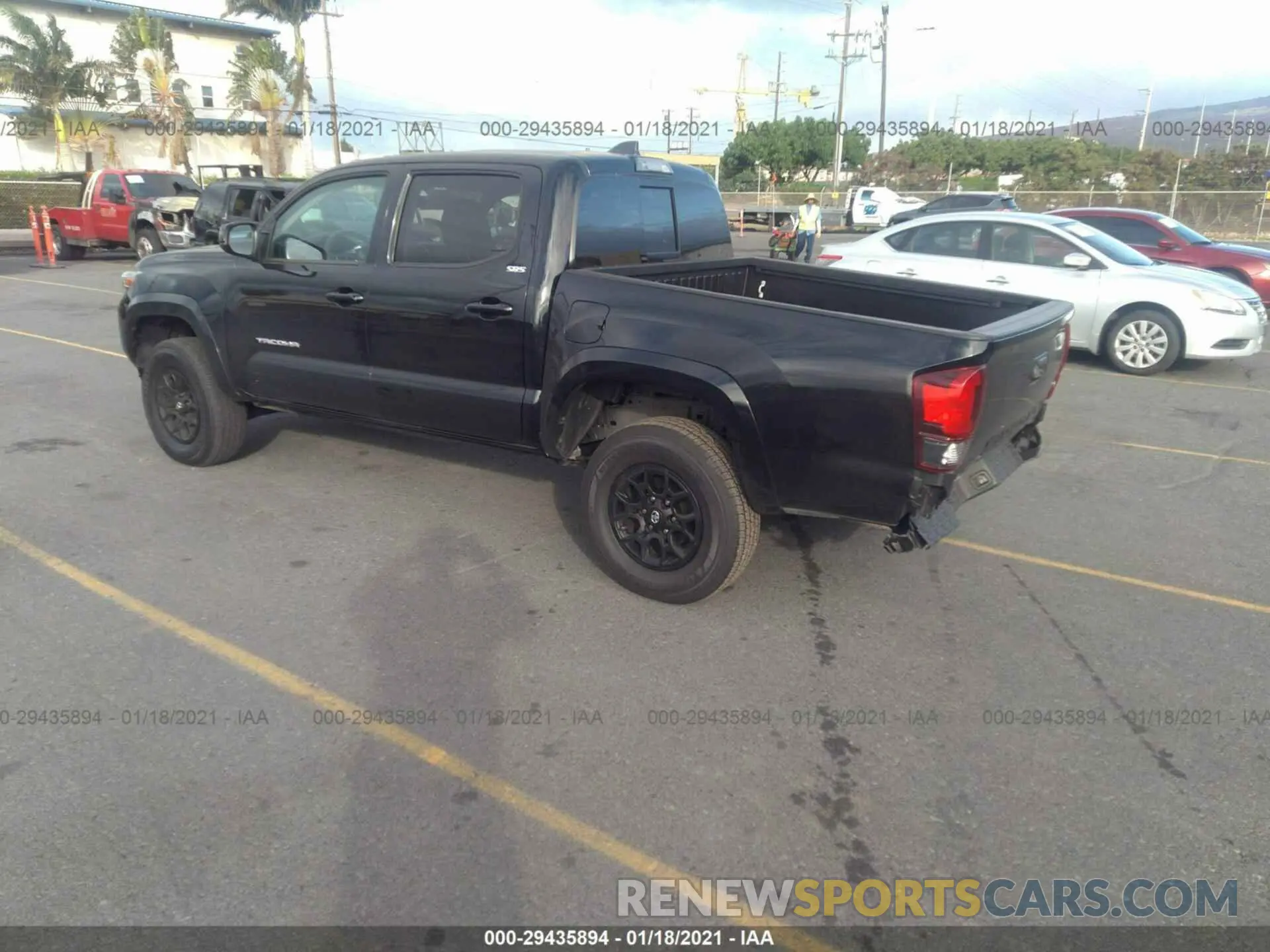 3 Photograph of a damaged car 3TMAZ5CN3LM116843 TOYOTA TACOMA 2WD 2020