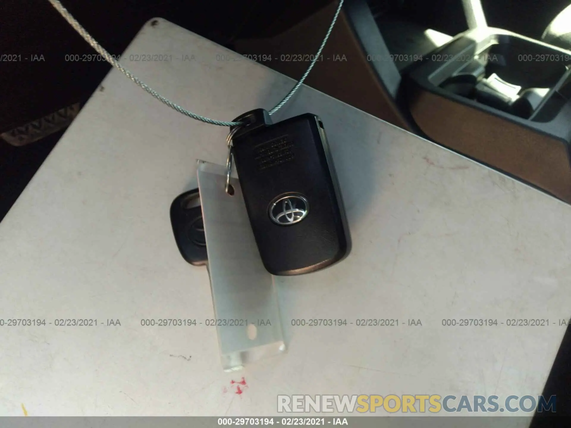11 Photograph of a damaged car 3TMAZ5CN5LM135376 TOYOTA TACOMA 2WD 2020