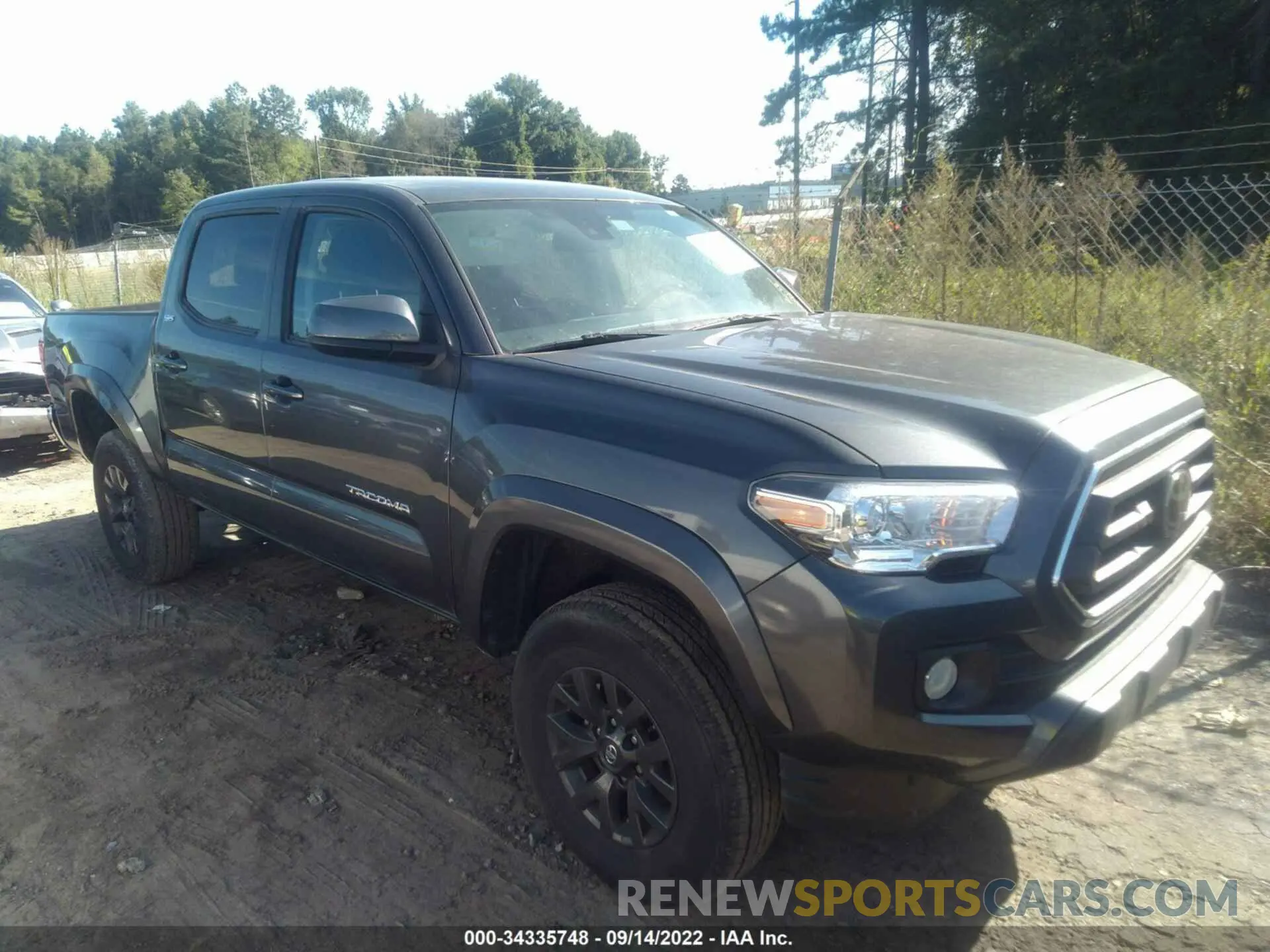 1 Фотография поврежденного автомобиля 3TMAZ5CN8LM119558 TOYOTA TACOMA 2WD 2020