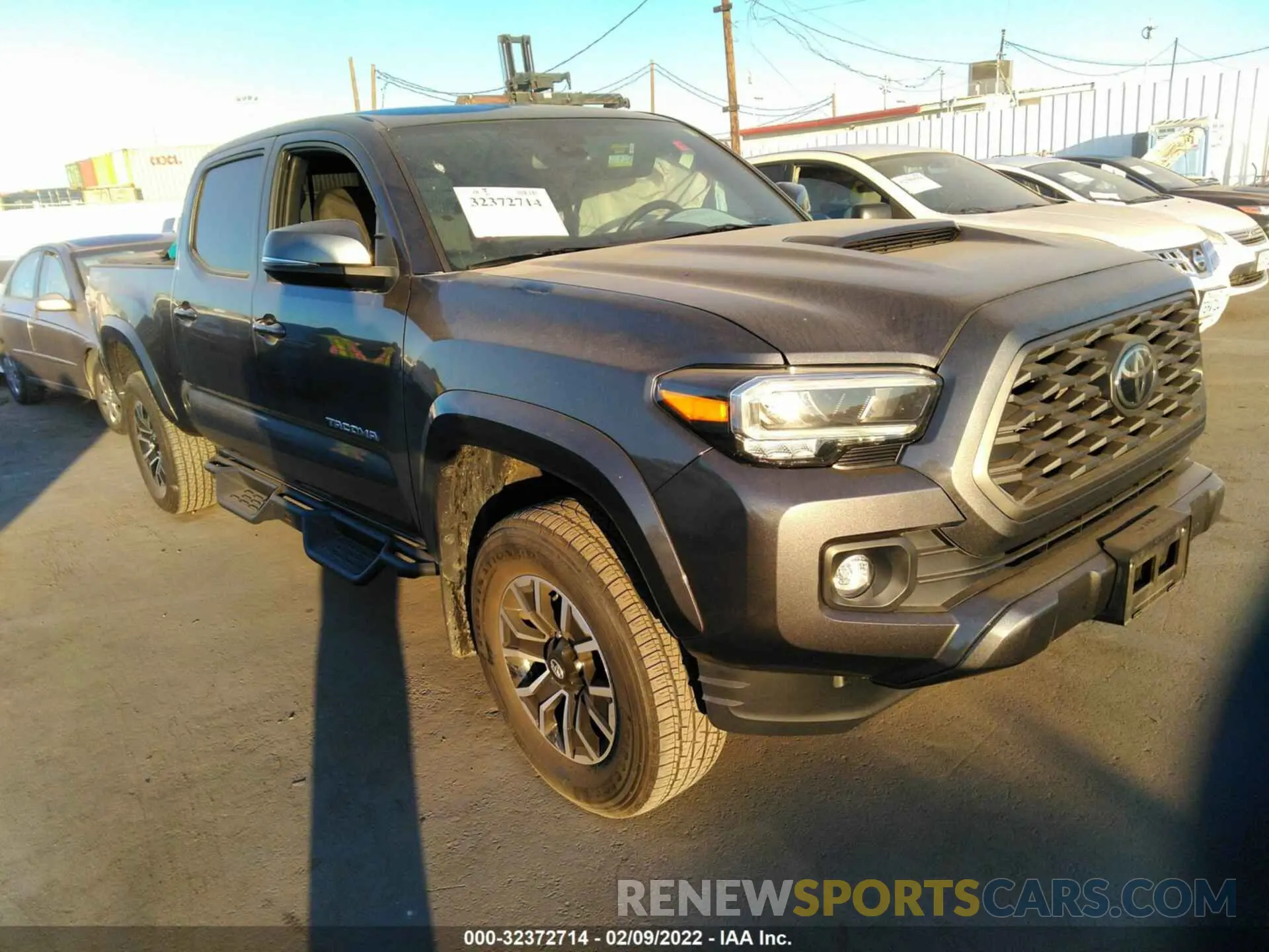 1 Photograph of a damaged car 3TMBZ5DN8LM024341 TOYOTA TACOMA 2WD 2020