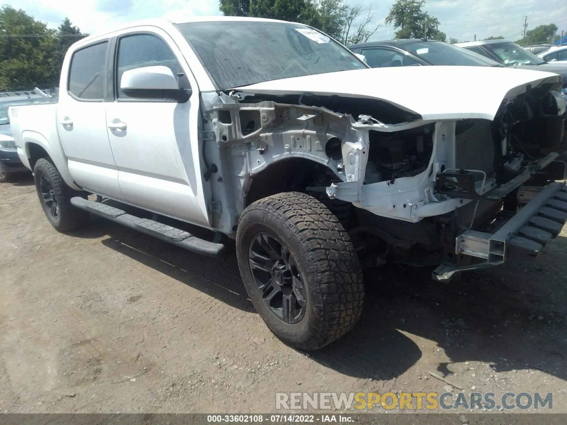 1 Photograph of a damaged car 5TFAX5GN8LX184520 TOYOTA TACOMA 2WD 2020