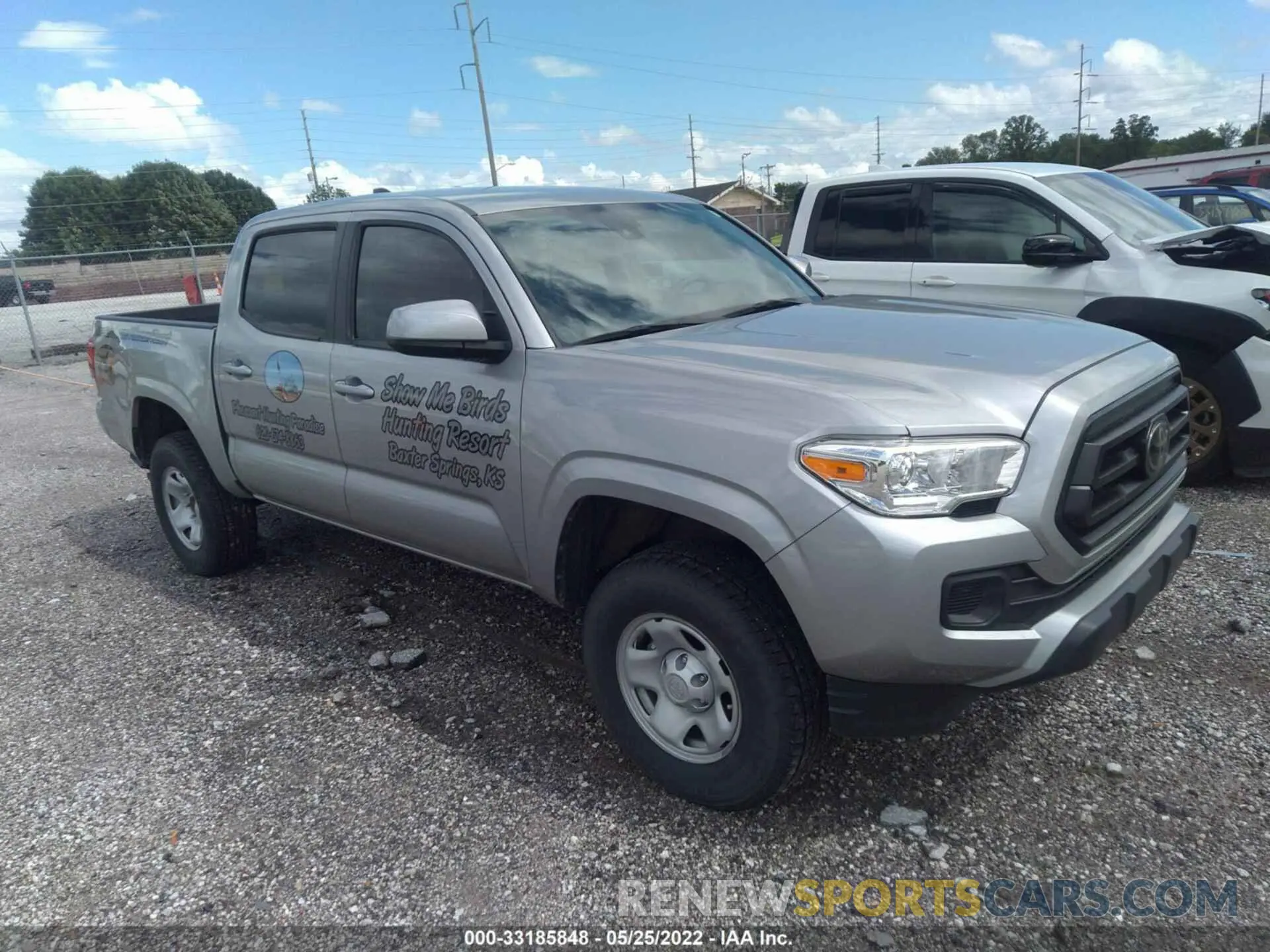 1 Photograph of a damaged car 5TFAX5GN9LX166253 TOYOTA TACOMA 2WD 2020
