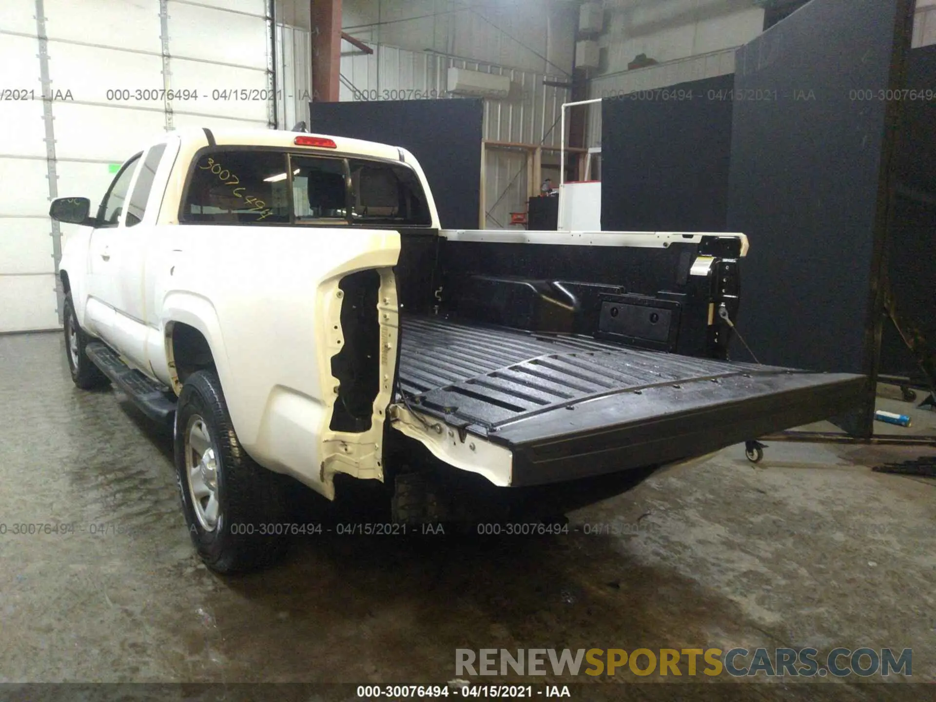 3 Photograph of a damaged car 5TFRX5GN1LX181333 TOYOTA TACOMA 2WD 2020