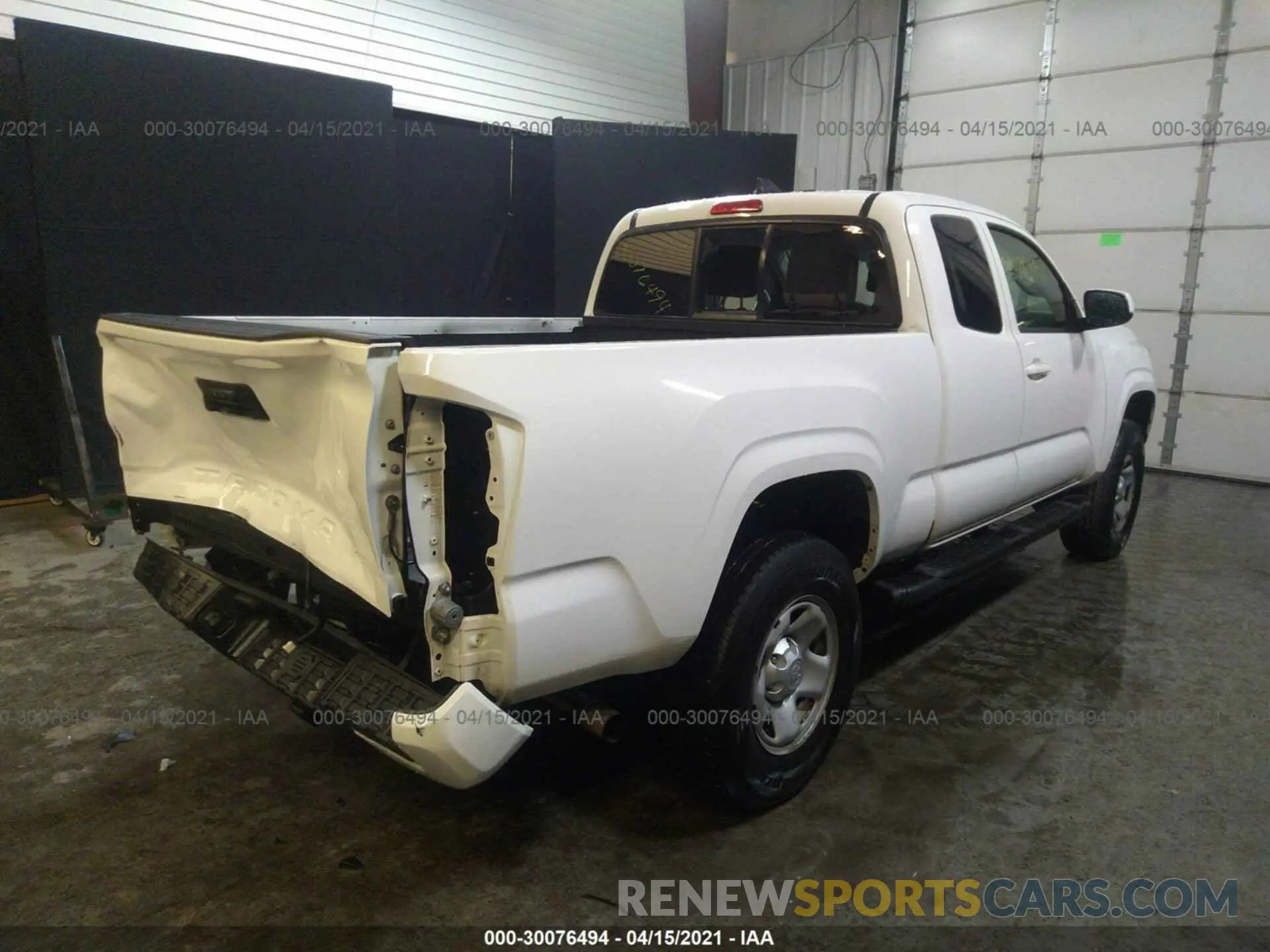 4 Photograph of a damaged car 5TFRX5GN1LX181333 TOYOTA TACOMA 2WD 2020