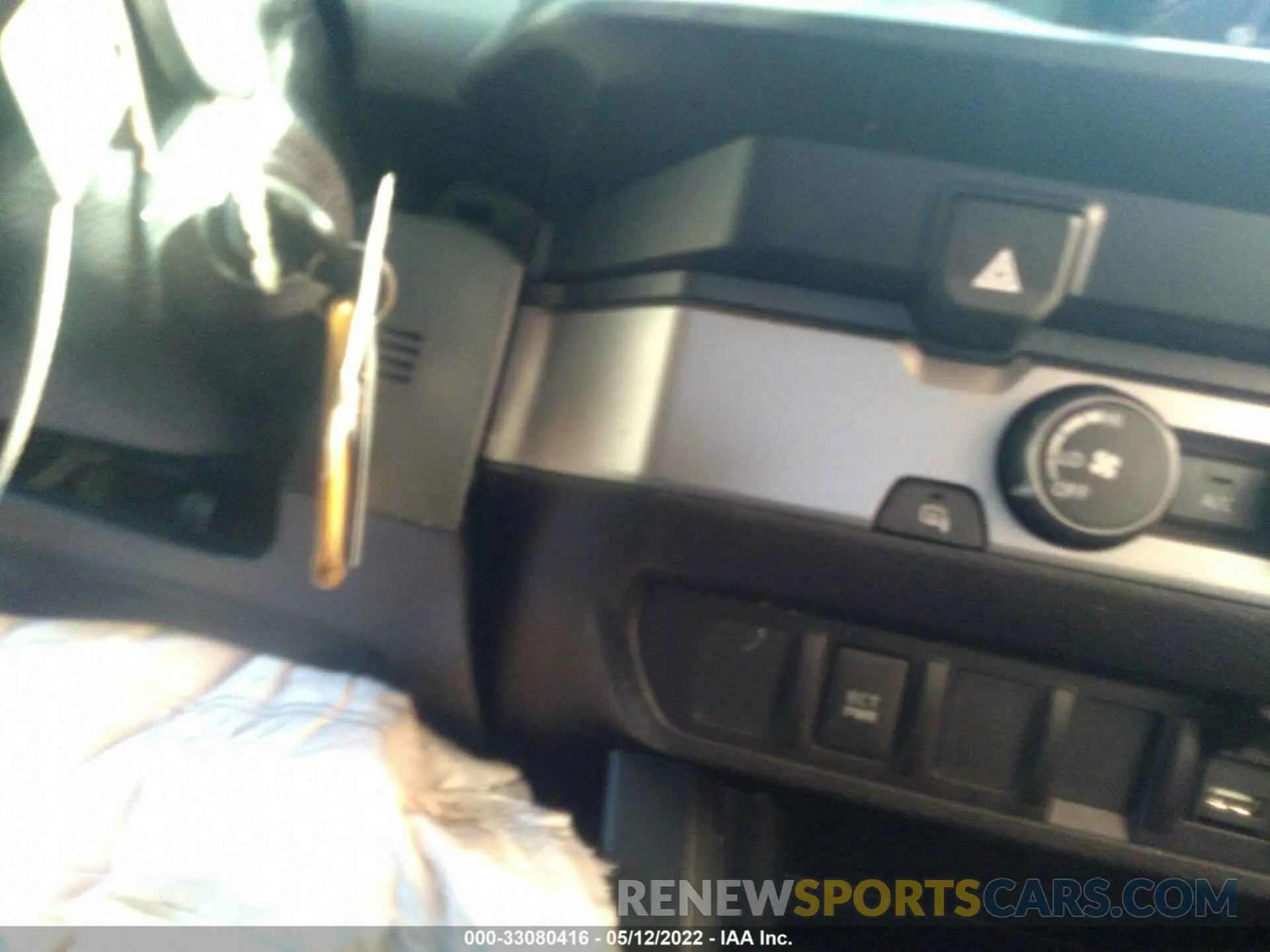 11 Photograph of a damaged car 3TYAX5GN6MT016306 TOYOTA TACOMA 2WD 2021