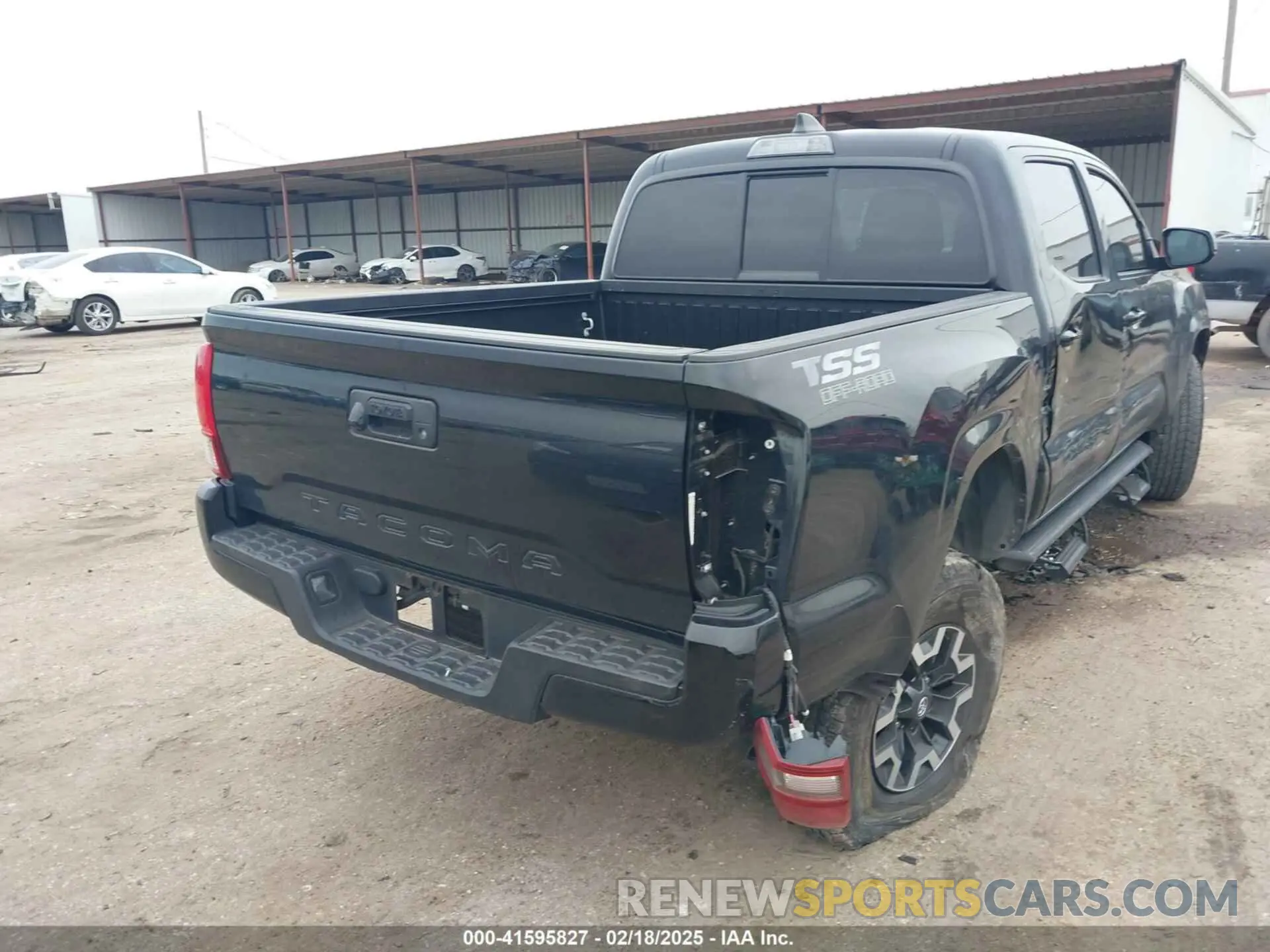 4 Photograph of a damaged car 5TFAX5GNXMX193978 TOYOTA TACOMA 2WD 2021