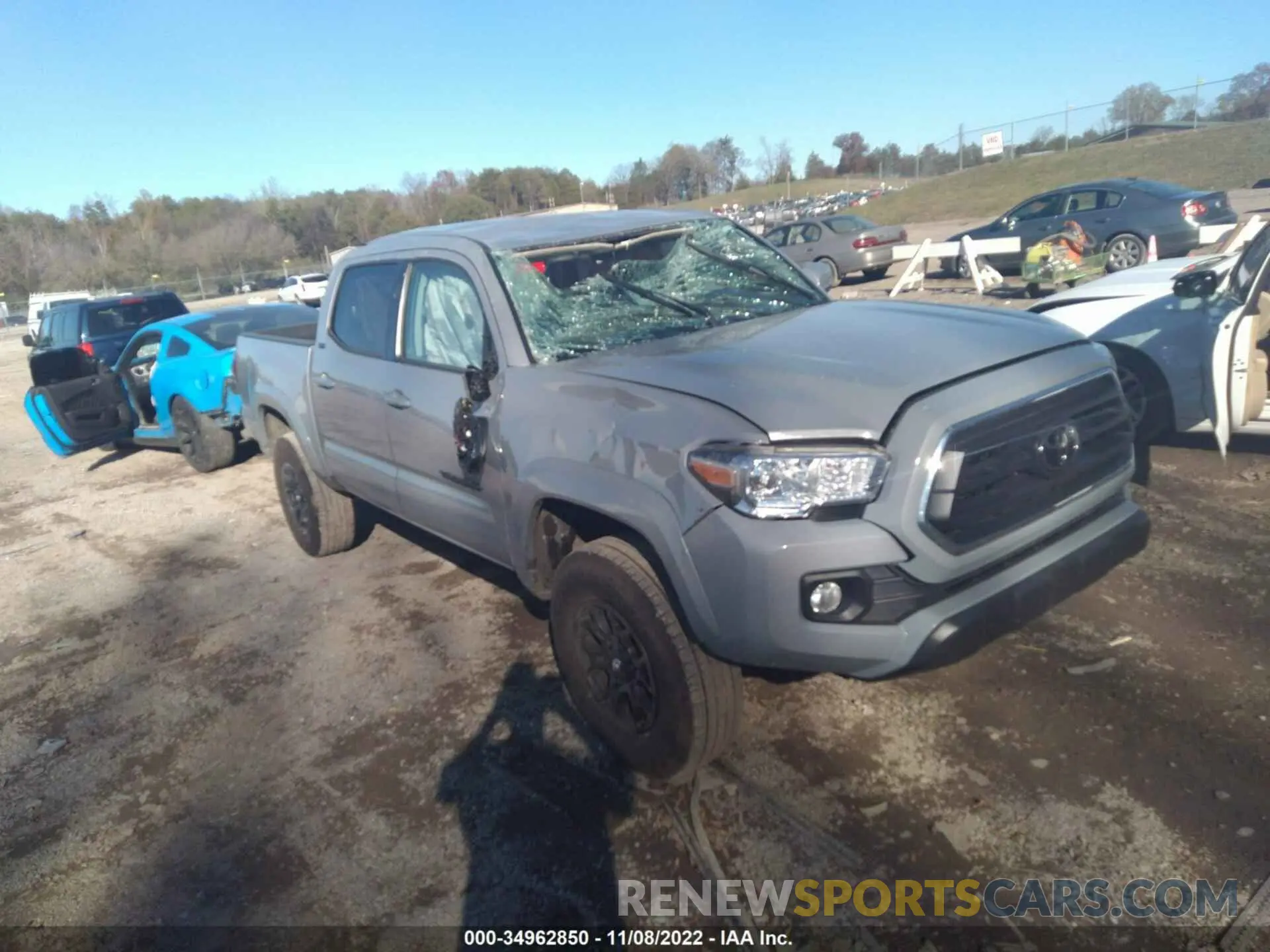 1 Фотография поврежденного автомобиля 5TFAZ5CN1MX116528 TOYOTA TACOMA 2WD 2021