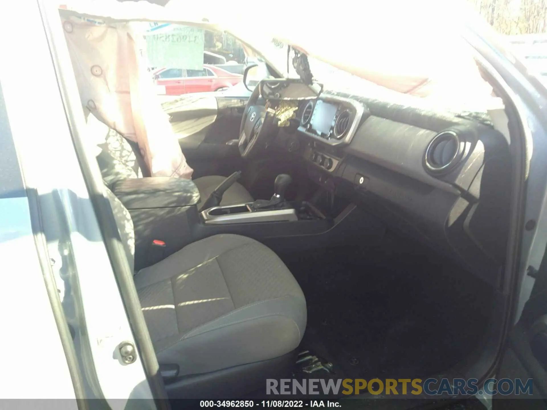 5 Фотография поврежденного автомобиля 5TFAZ5CN1MX116528 TOYOTA TACOMA 2WD 2021