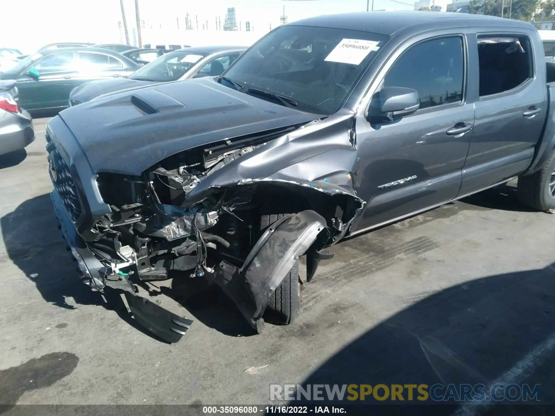 6 Photograph of a damaged car 5TFAZ5CN6MX112670 TOYOTA TACOMA 2WD 2021