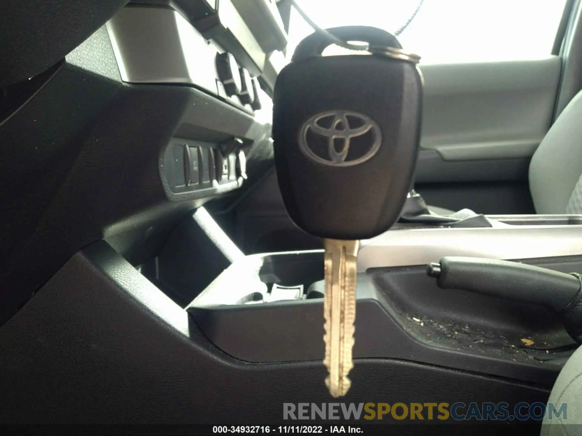 11 Фотография поврежденного автомобиля 3TYRX5GN0NT056658 TOYOTA TACOMA 2WD 2022
