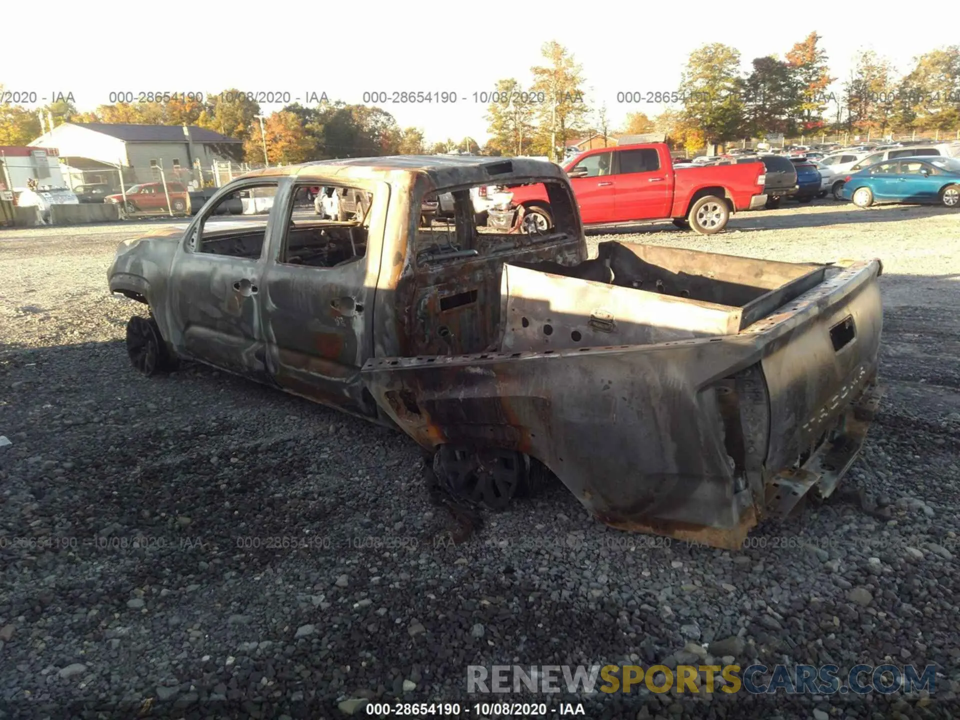 3 Photograph of a damaged car 3TMCZ5AN0KM255032 TOYOTA TACOMA 4WD 2019