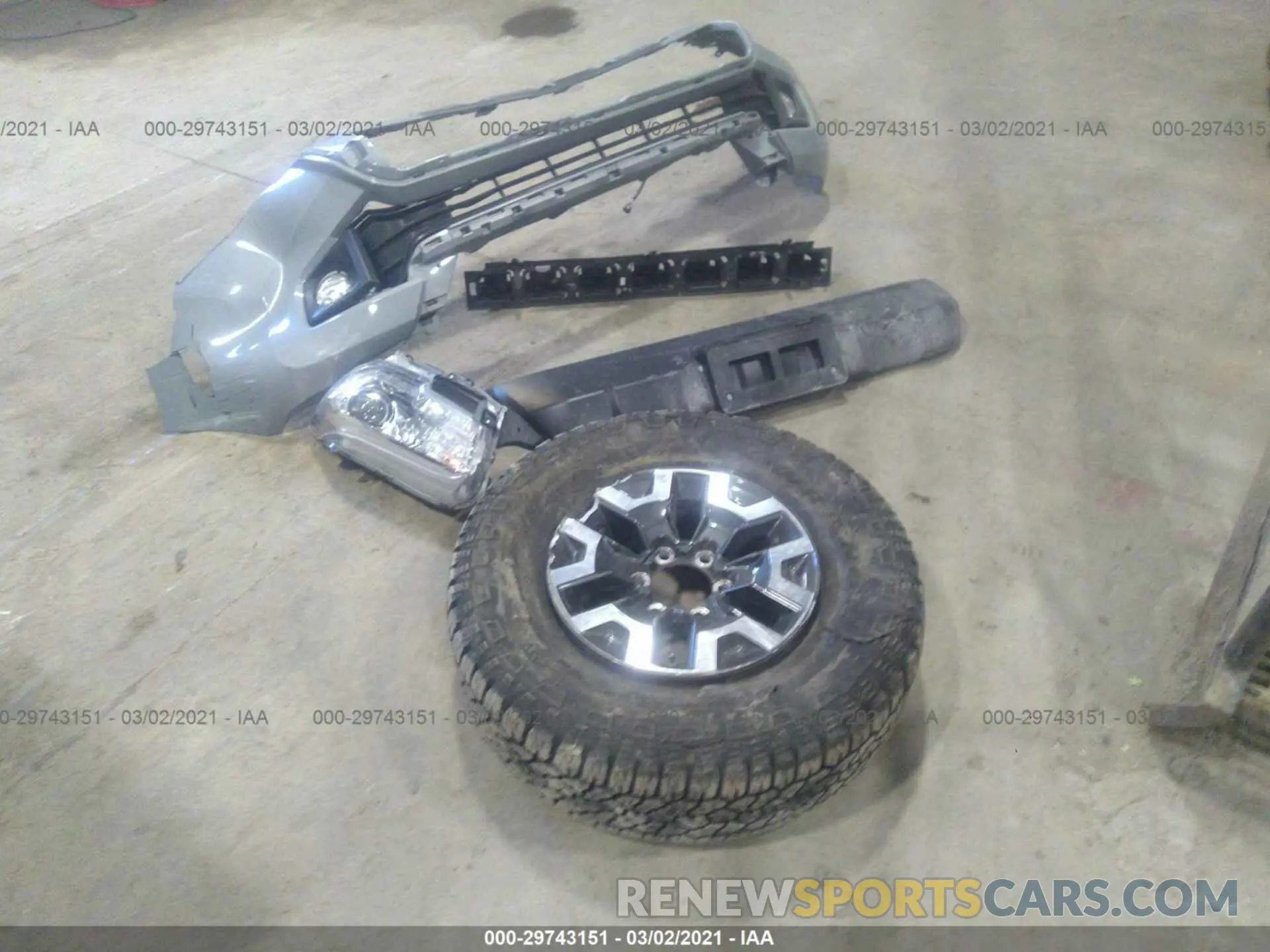 12 Photograph of a damaged car 3TMCZ5AN1KM245562 TOYOTA TACOMA 4WD 2019