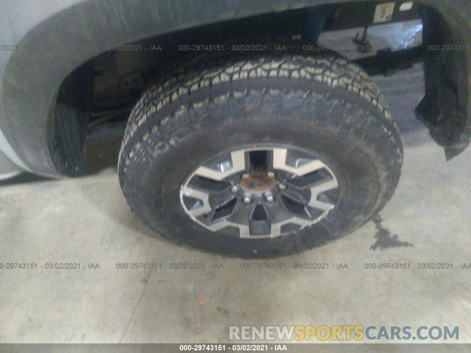 14 Photograph of a damaged car 3TMCZ5AN1KM245562 TOYOTA TACOMA 4WD 2019