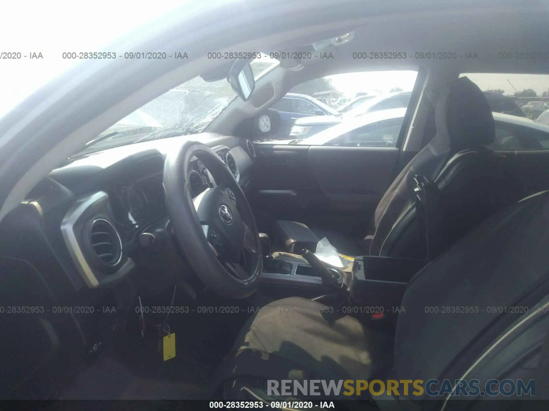 5 Photograph of a damaged car 3TMCZ5AN2KM190541 TOYOTA TACOMA 4WD 2019
