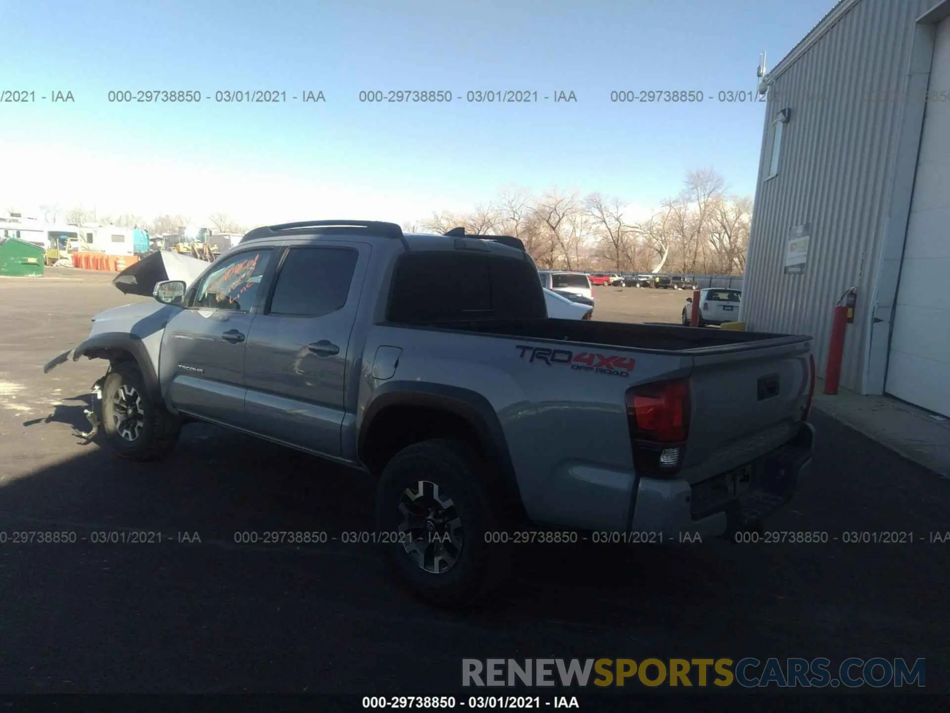 3 Photograph of a damaged car 3TMCZ5AN2KM209377 TOYOTA TACOMA 4WD 2019