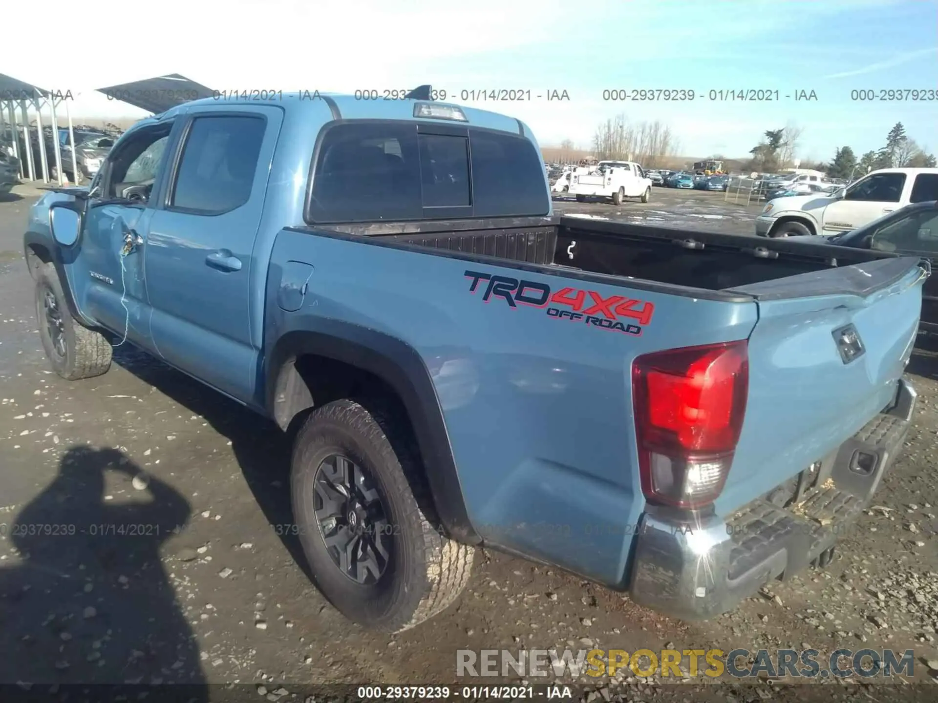 3 Photograph of a damaged car 3TMCZ5AN2KM273497 TOYOTA TACOMA 4WD 2019