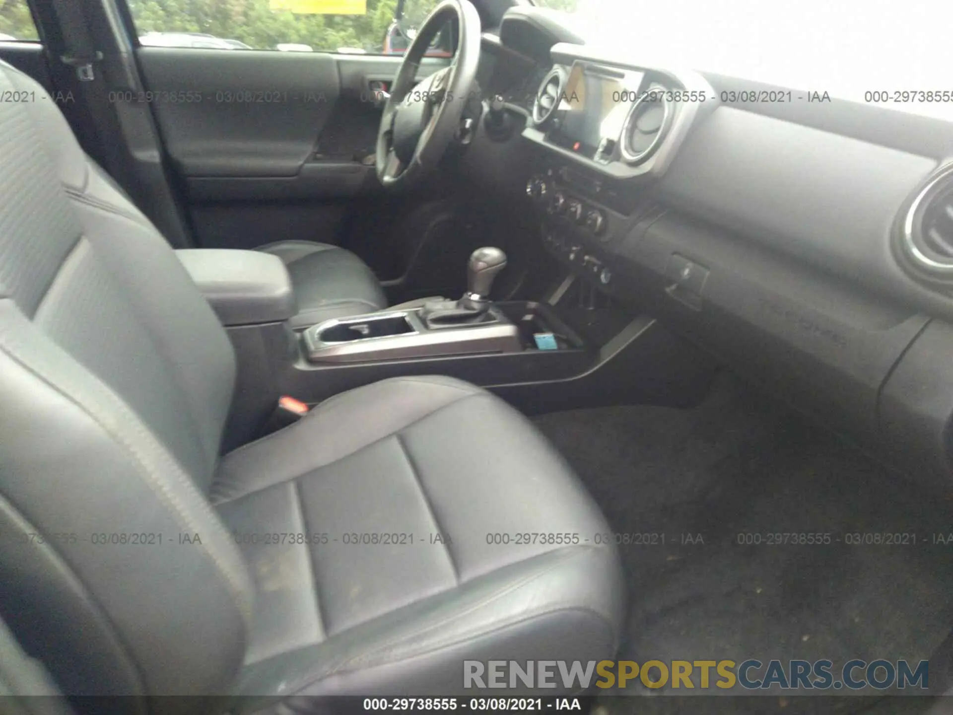 5 Photograph of a damaged car 3TMCZ5AN3KM213230 TOYOTA TACOMA 4WD 2019