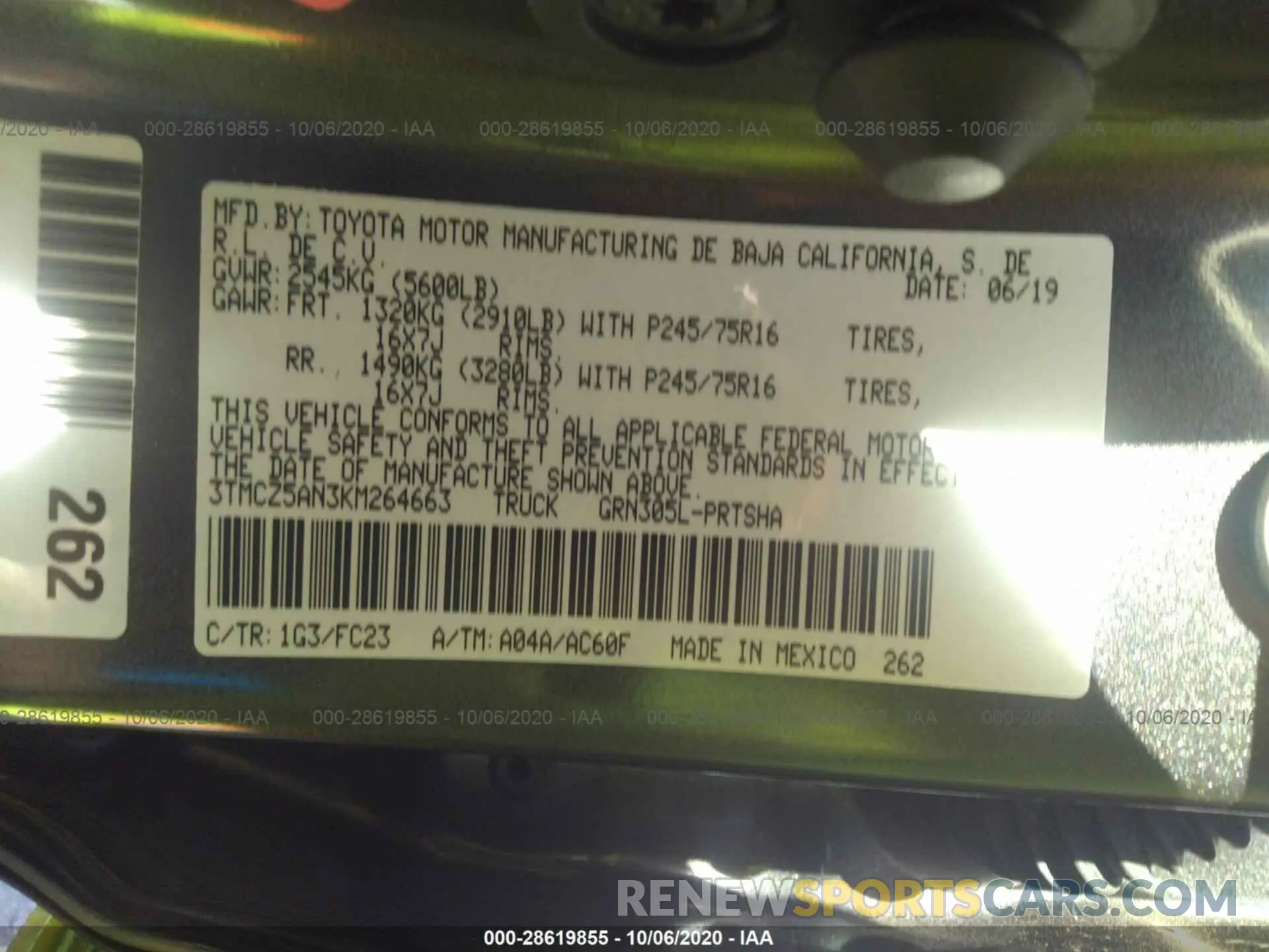 9 Photograph of a damaged car 3TMCZ5AN3KM264663 TOYOTA TACOMA 4WD 2019