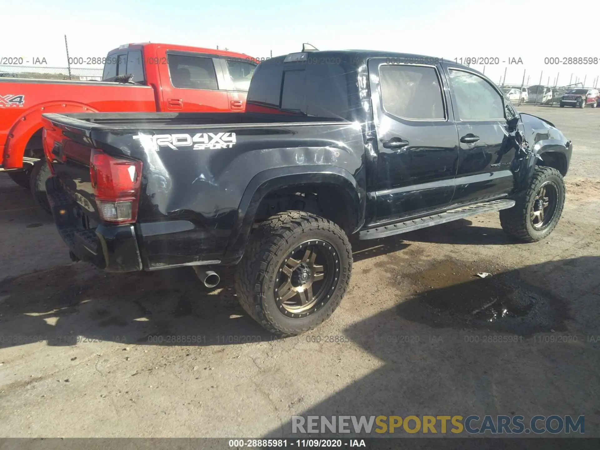 4 Photograph of a damaged car 3TMCZ5AN5KM237092 TOYOTA TACOMA 4WD 2019