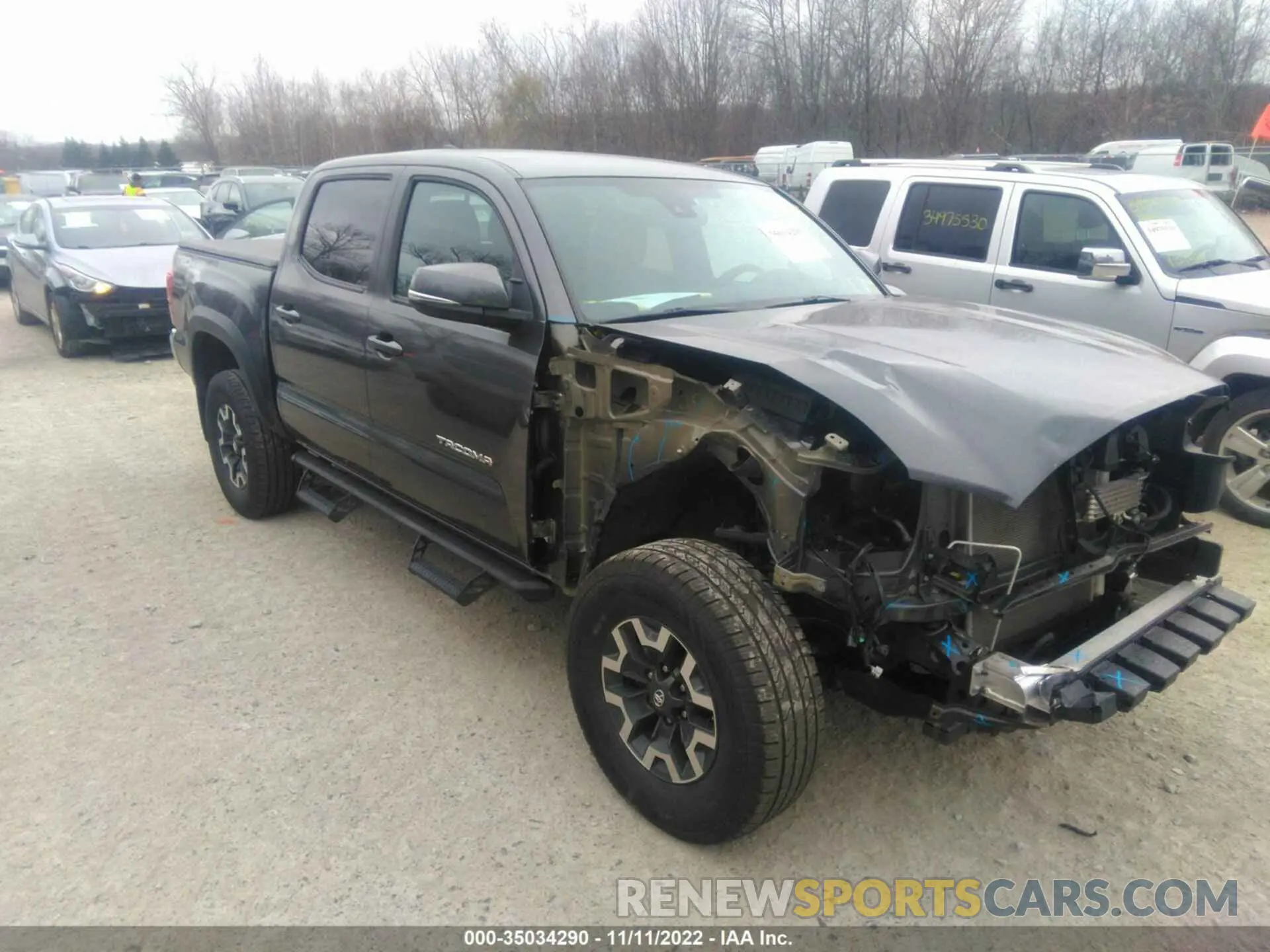 1 Photograph of a damaged car 3TMCZ5AN5KM275860 TOYOTA TACOMA 4WD 2019