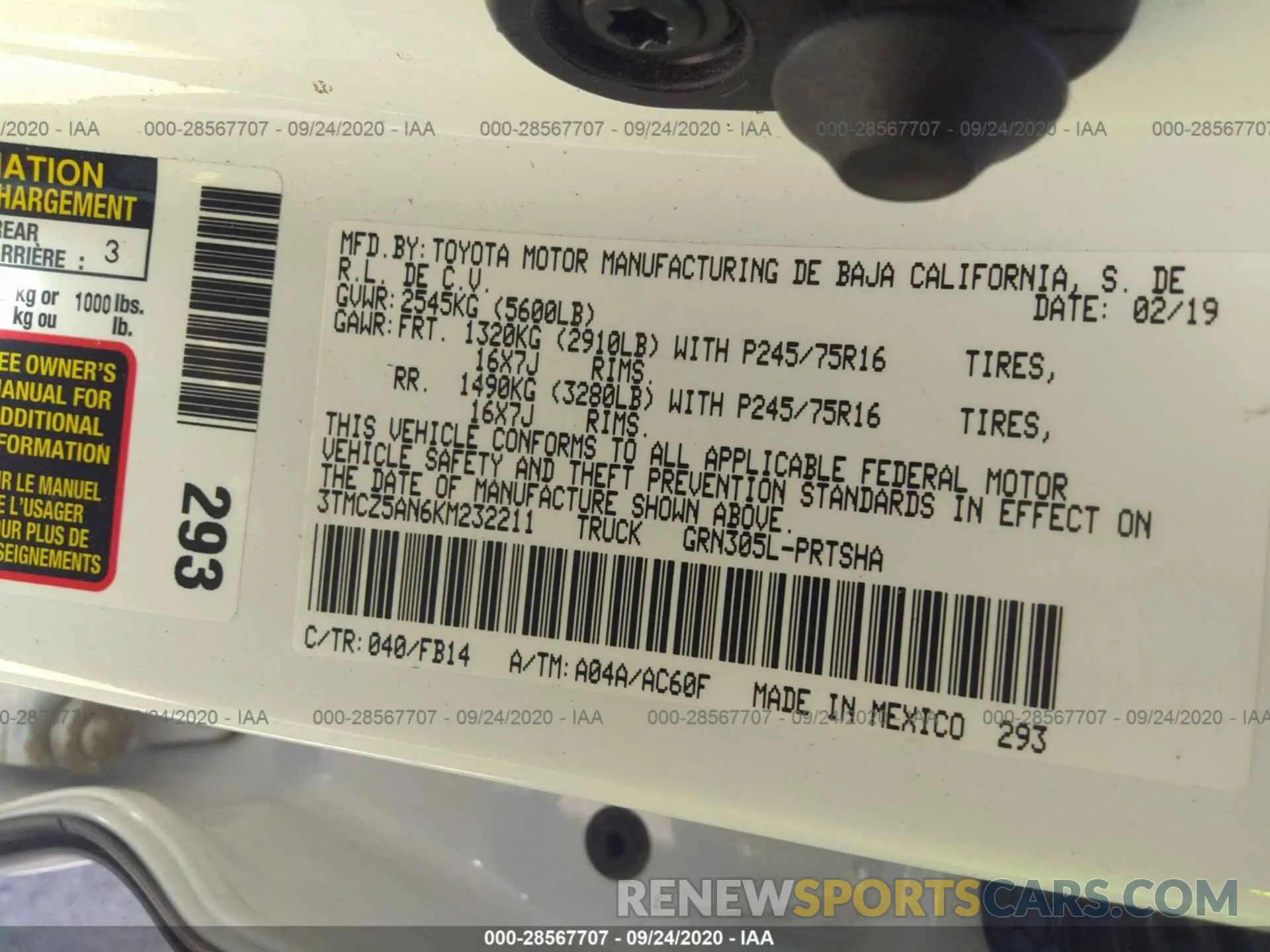 9 Photograph of a damaged car 3TMCZ5AN6KM232211 TOYOTA TACOMA 4WD 2019
