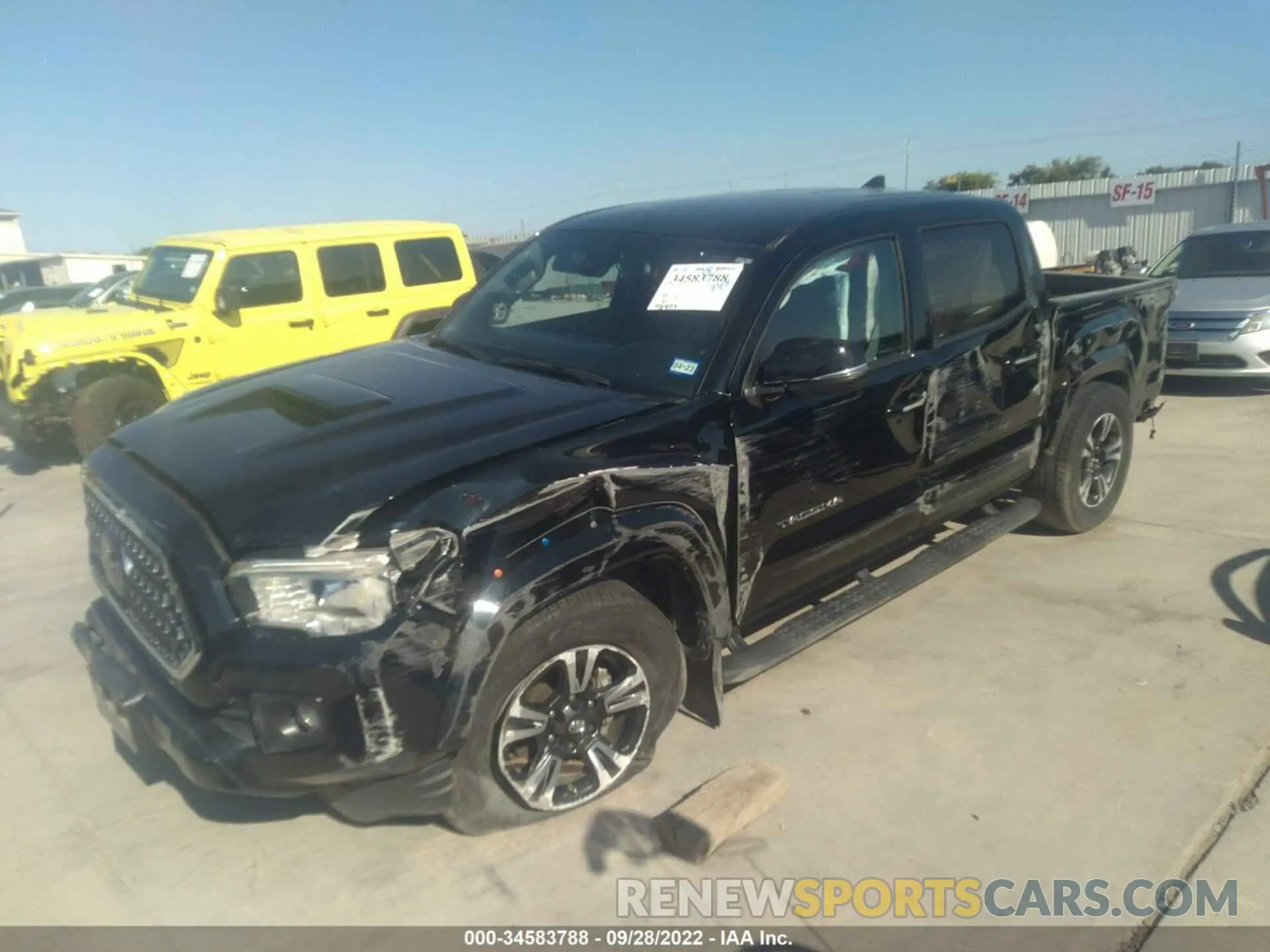 6 Photograph of a damaged car 3TMCZ5AN6KM240793 TOYOTA TACOMA 4WD 2019