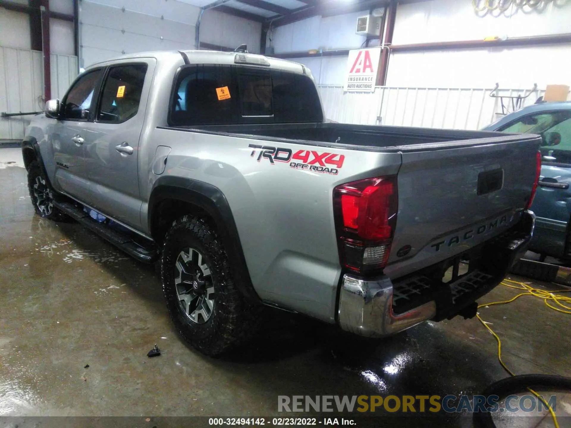 3 Photograph of a damaged car 3TMCZ5AN8KM201378 TOYOTA TACOMA 4WD 2019