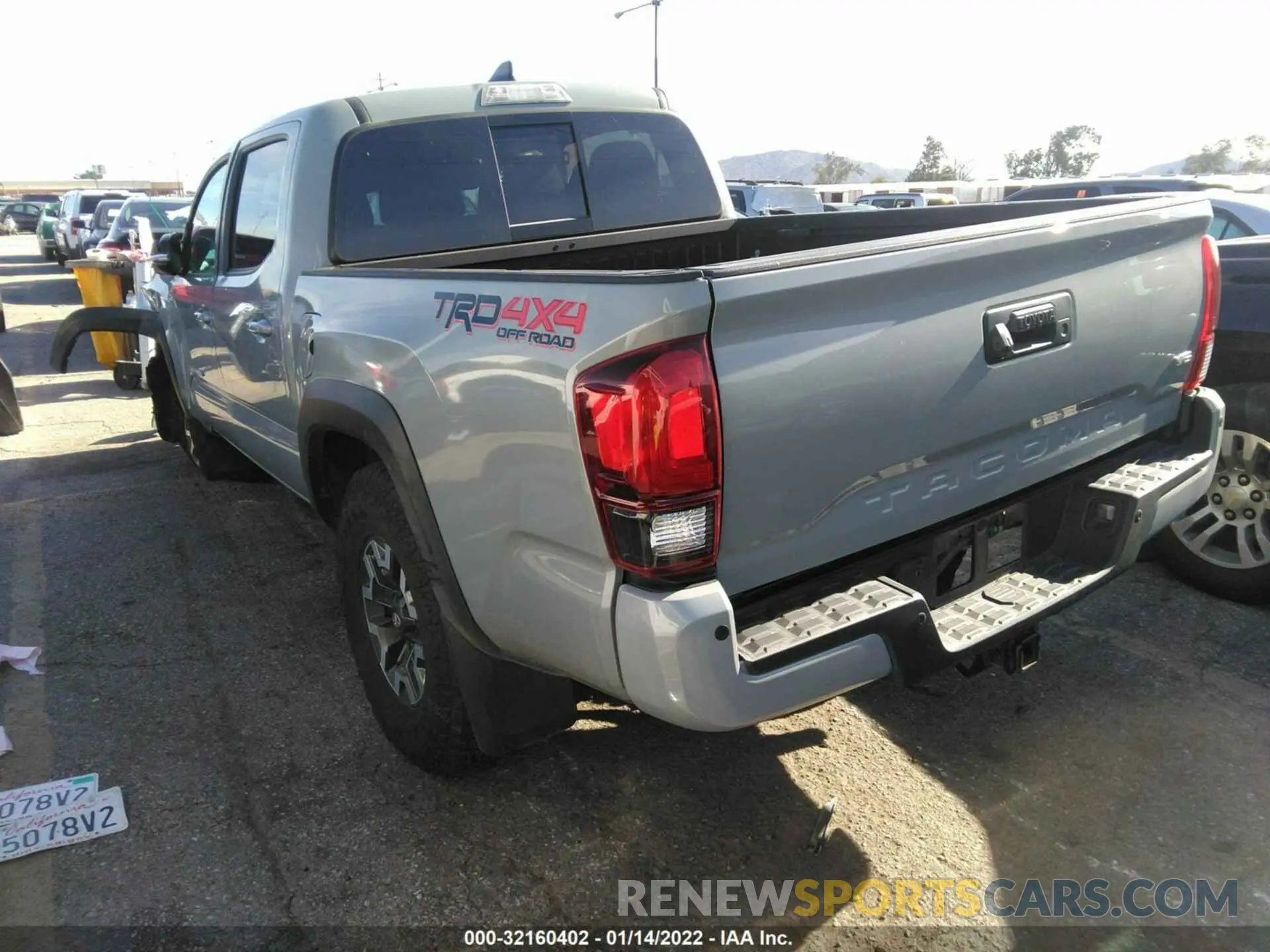 3 Photograph of a damaged car 3TMCZ5AN8KM258910 TOYOTA TACOMA 4WD 2019