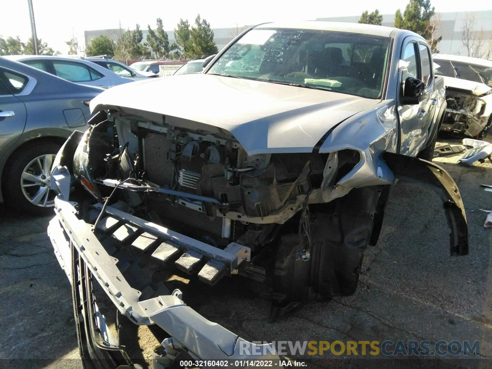 6 Photograph of a damaged car 3TMCZ5AN8KM258910 TOYOTA TACOMA 4WD 2019