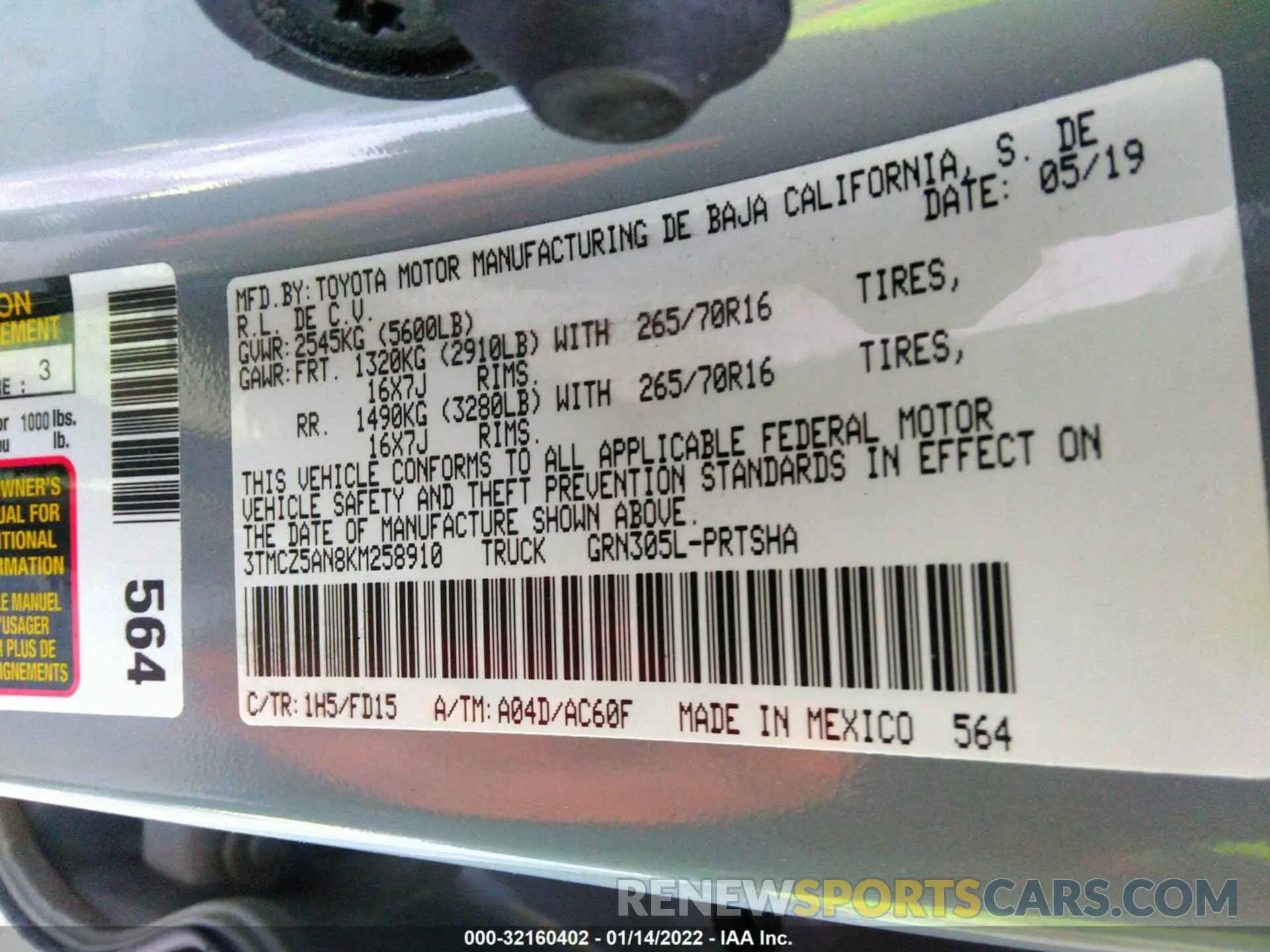 9 Photograph of a damaged car 3TMCZ5AN8KM258910 TOYOTA TACOMA 4WD 2019