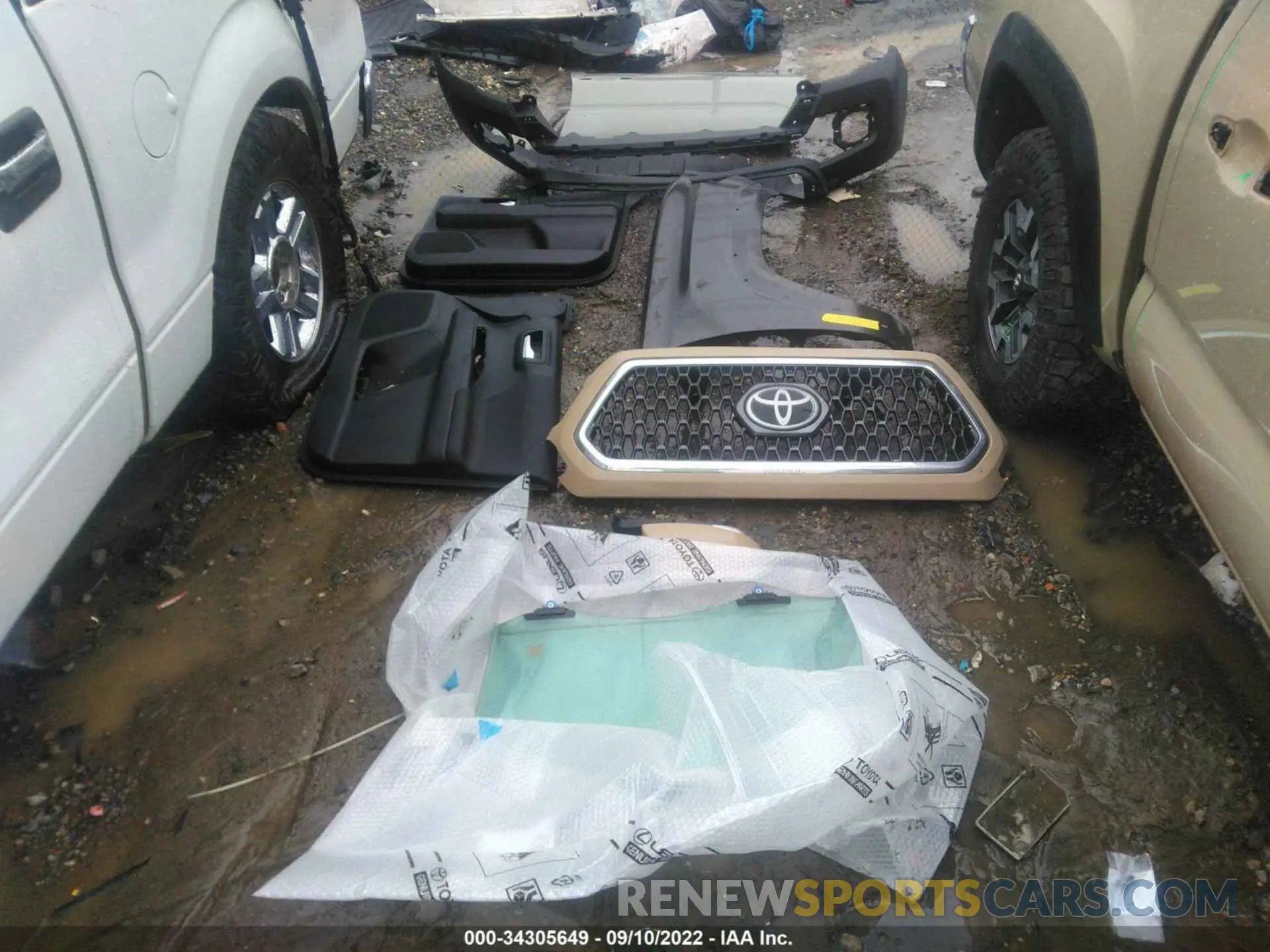 12 Фотография поврежденного автомобиля 3TMCZ5AN8KM269163 TOYOTA TACOMA 4WD 2019