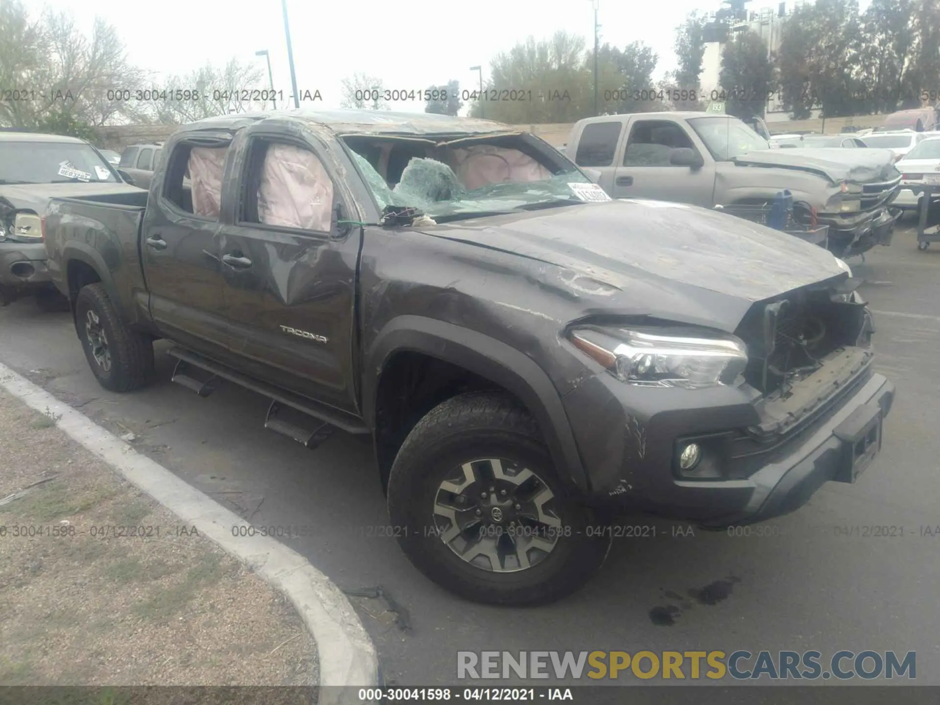 1 Photograph of a damaged car 3TMDZ5BN2KM069432 TOYOTA TACOMA 4WD 2019